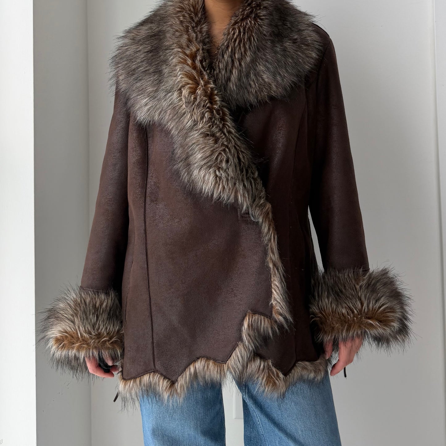 Novelti for Laura Petites Brown Faux Fur Trim Afghan Jacket - Medium