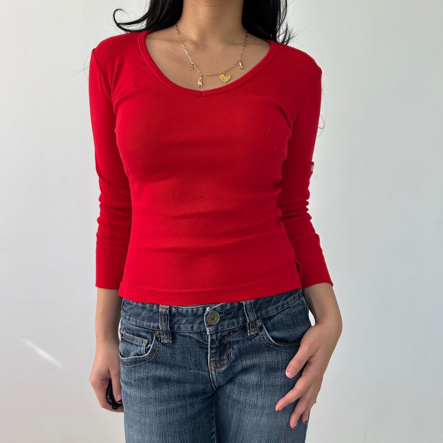 Vintage Made in Canada Guess Red V-Neck 3/4 Sleeve Tee - X-Small