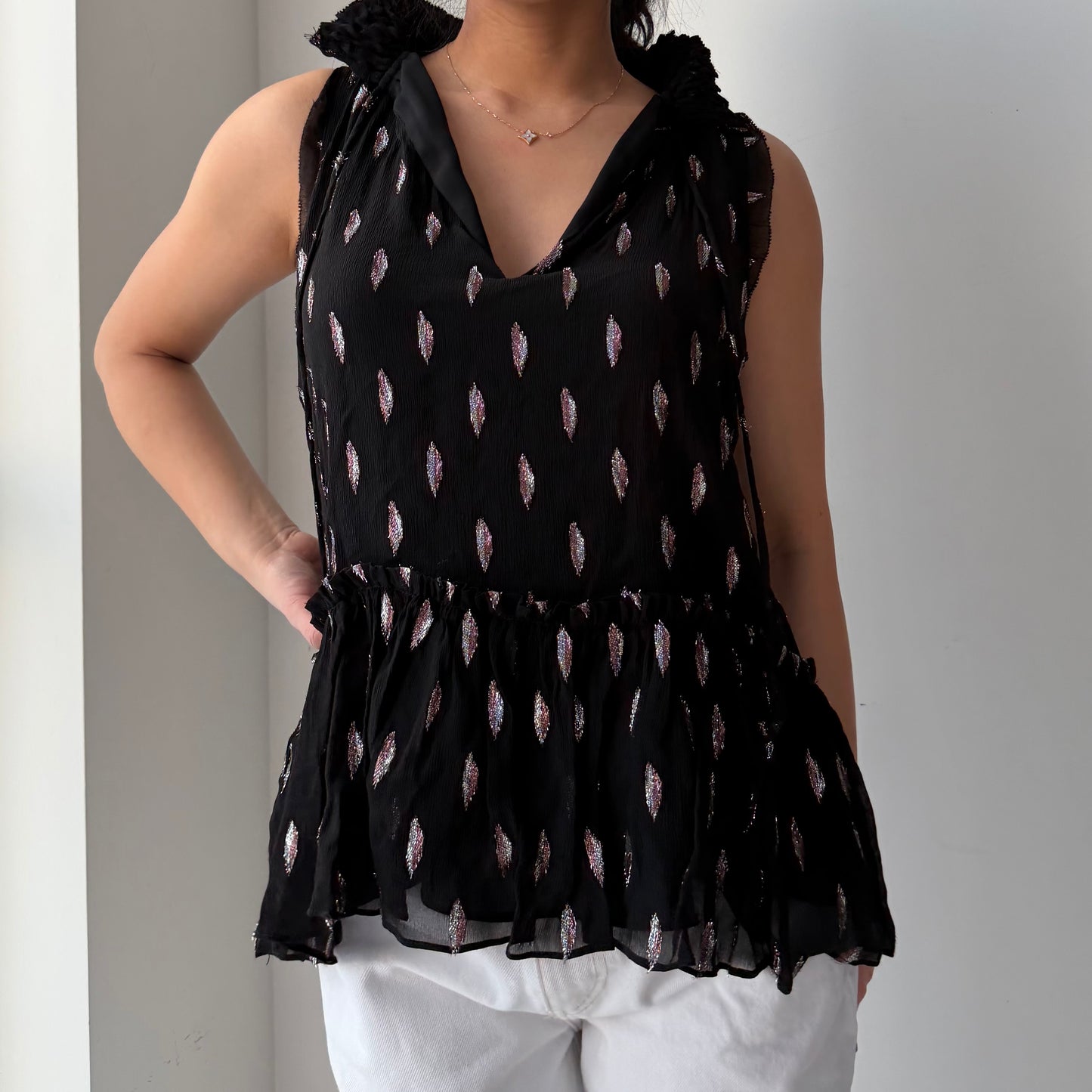 Parker Black Silk Sleeveless Ruffle Blouse - X-Small