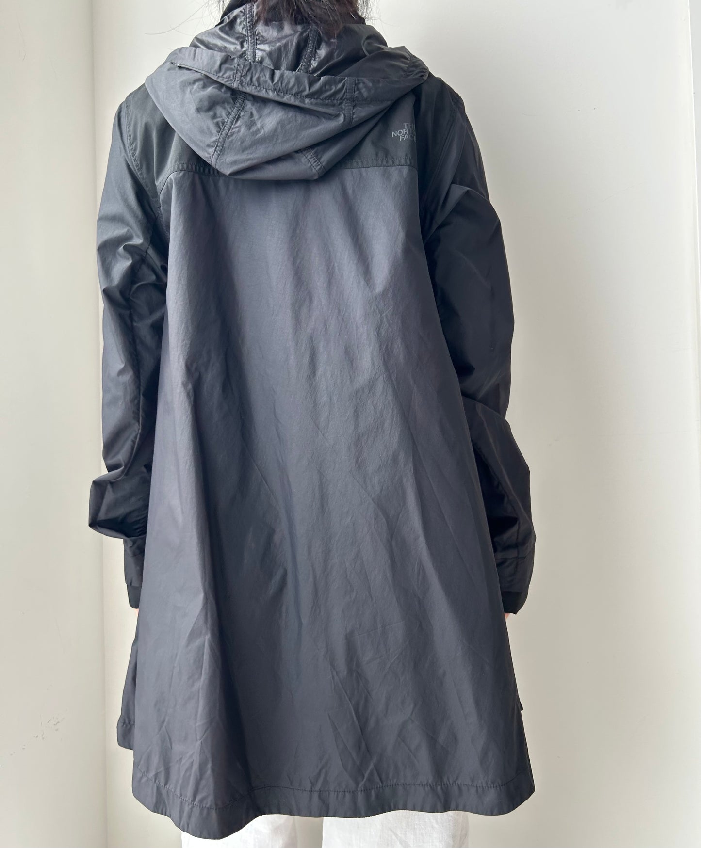 The North Face Black Hooded Lightweight Jacket - Medium