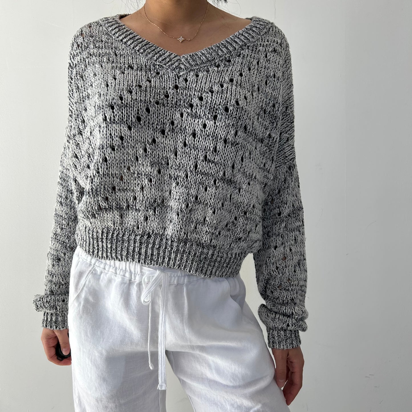 Sarah Pacini Grey Open-Knit V-Neck Jumper - One Size