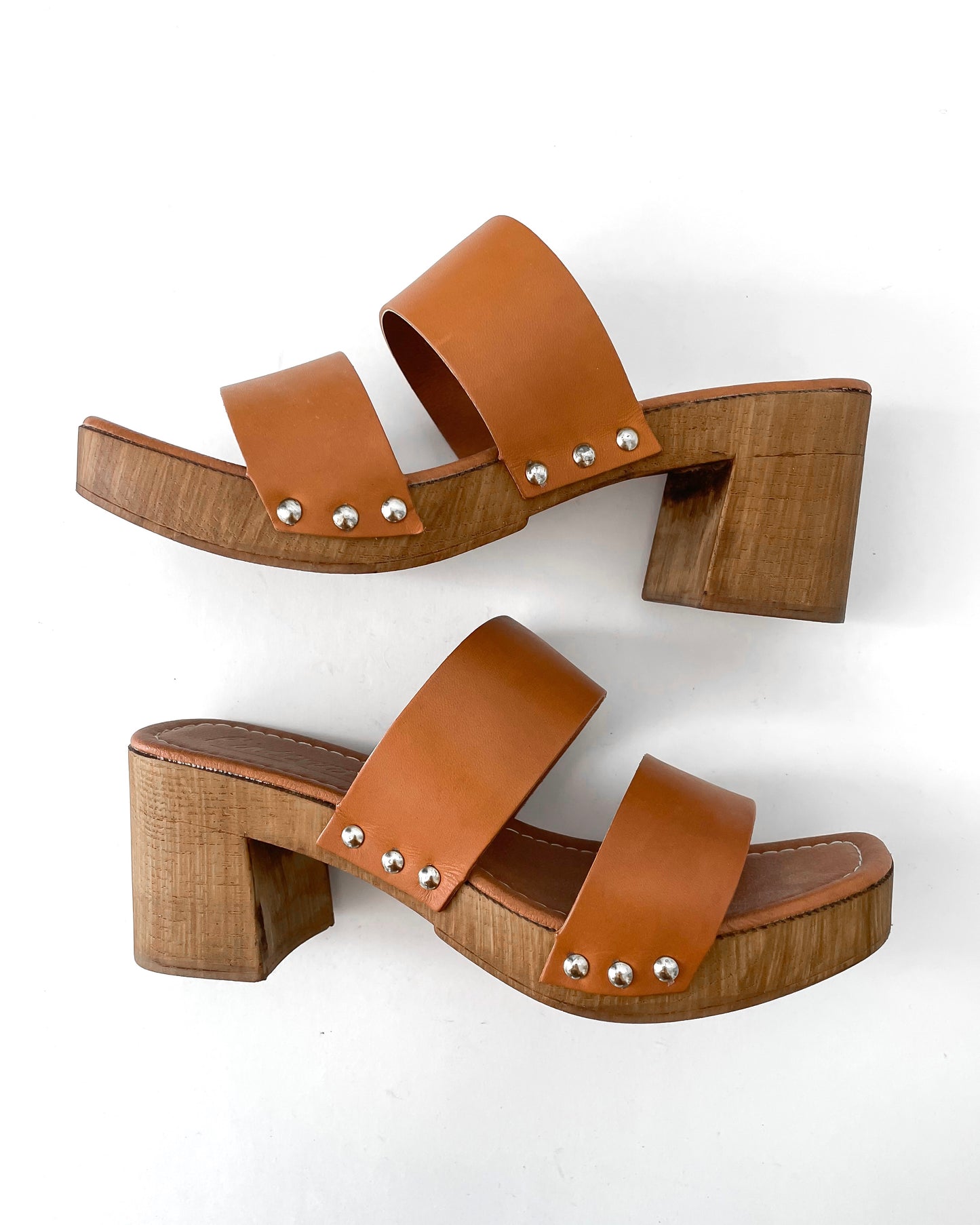 L’intervalle Tan Leather Wooden Clogs - EU 37