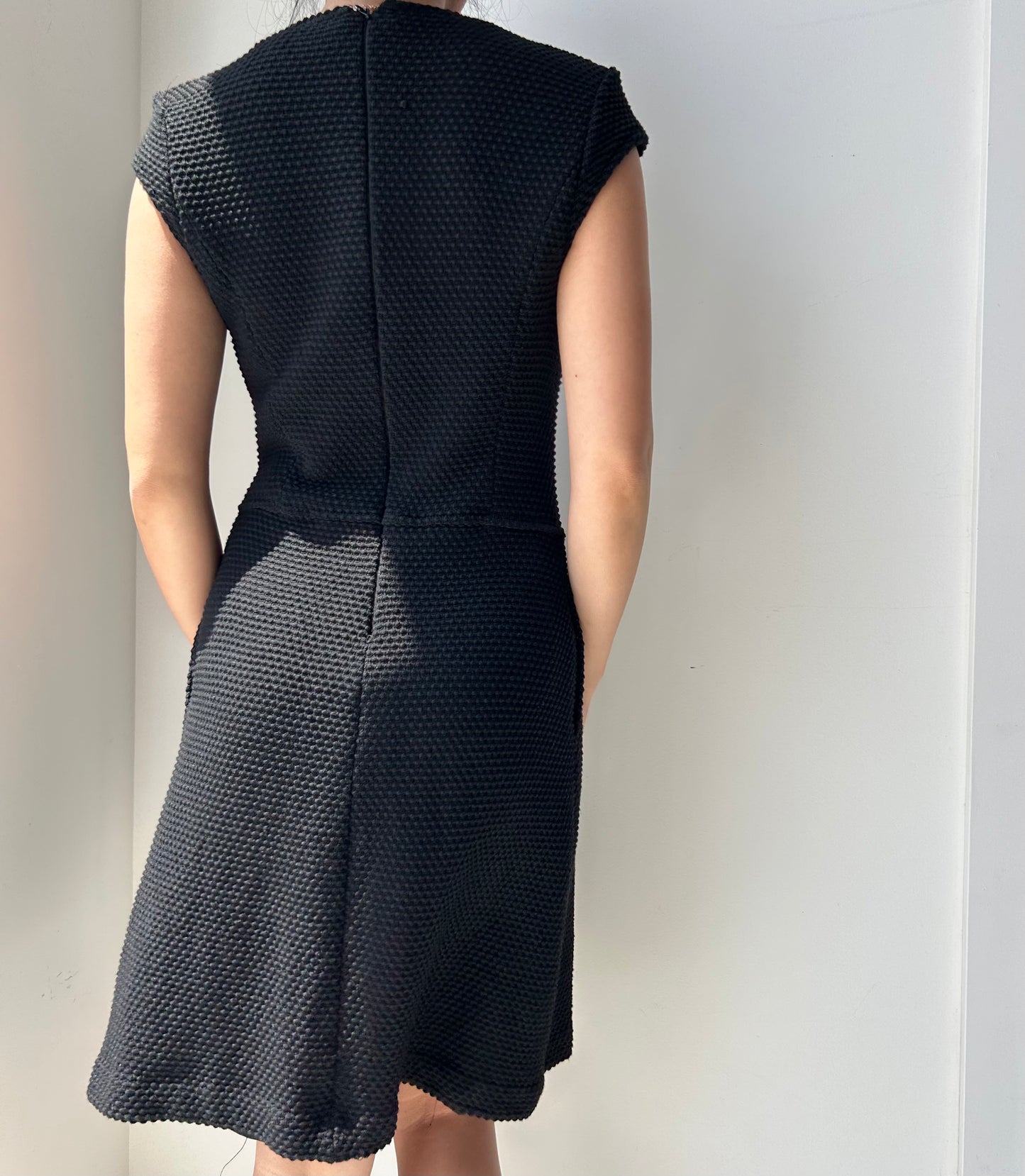 St. John Black Wool and Silk Textured Knit Dress - Small