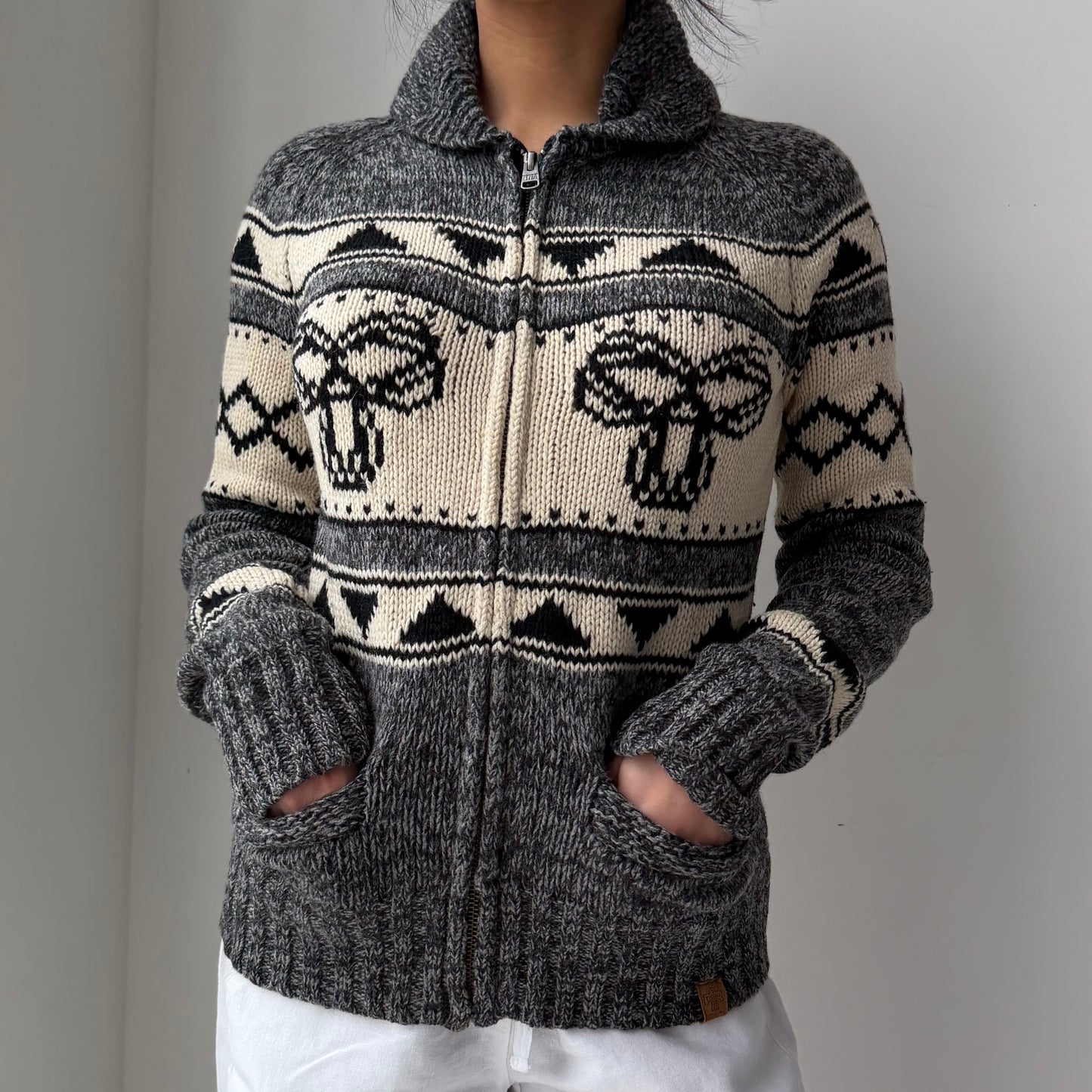 2000s TNA Grey Lambswool Cowichan Zip Cardigan - Small