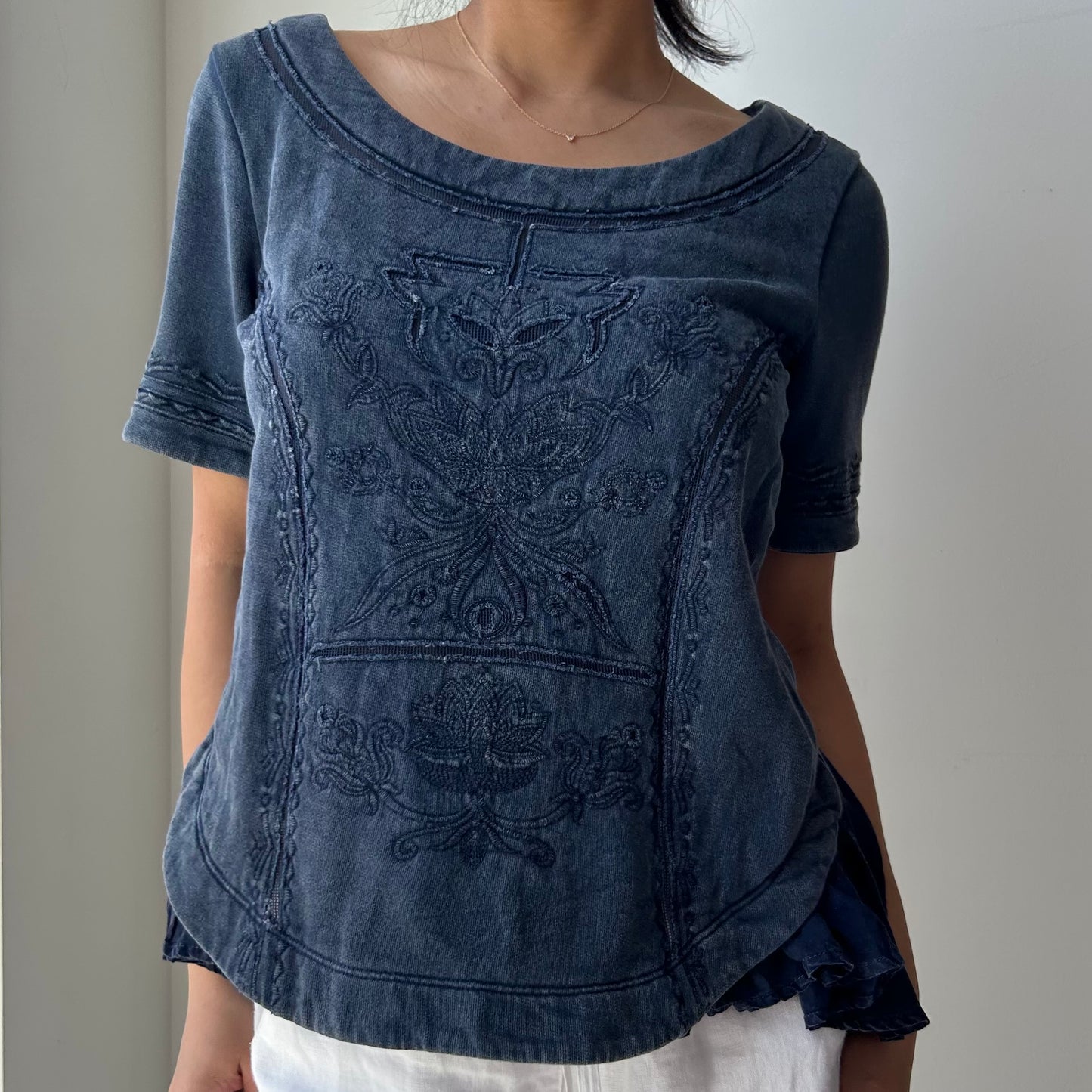 Saturday Sunday by Anthropologie Blue Short Sleeve Embroidered Blouse - X-Small