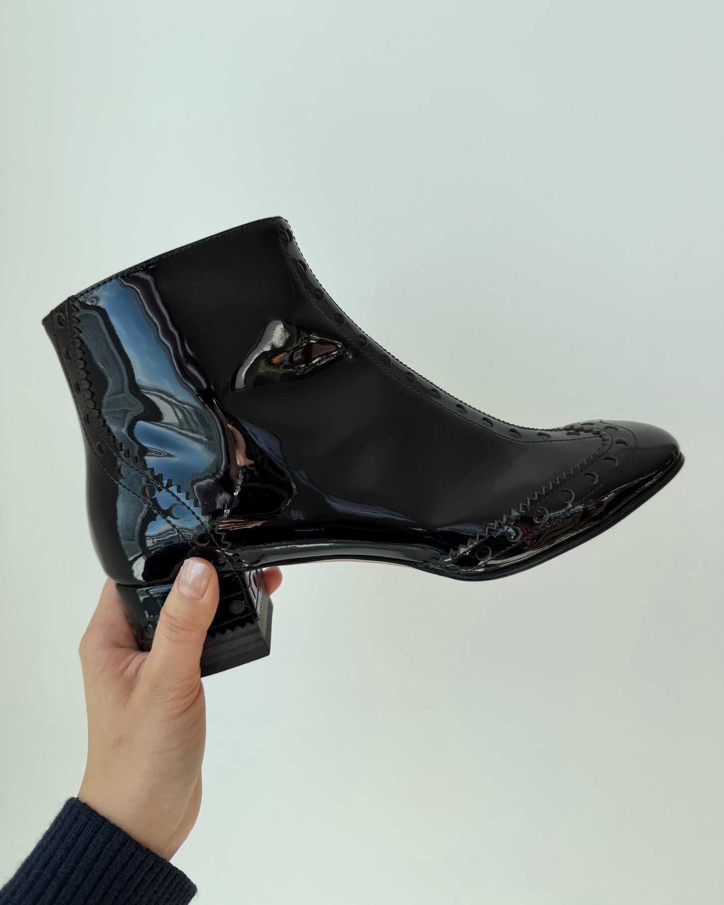 2017 Chloé Perry Black Patent Leather Ankle Boots - EU 39