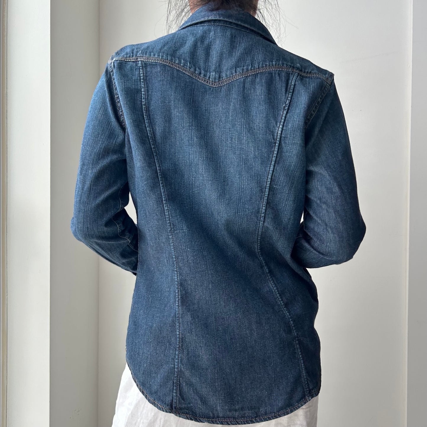 Levi’s Denim Button Up Shirt - Small