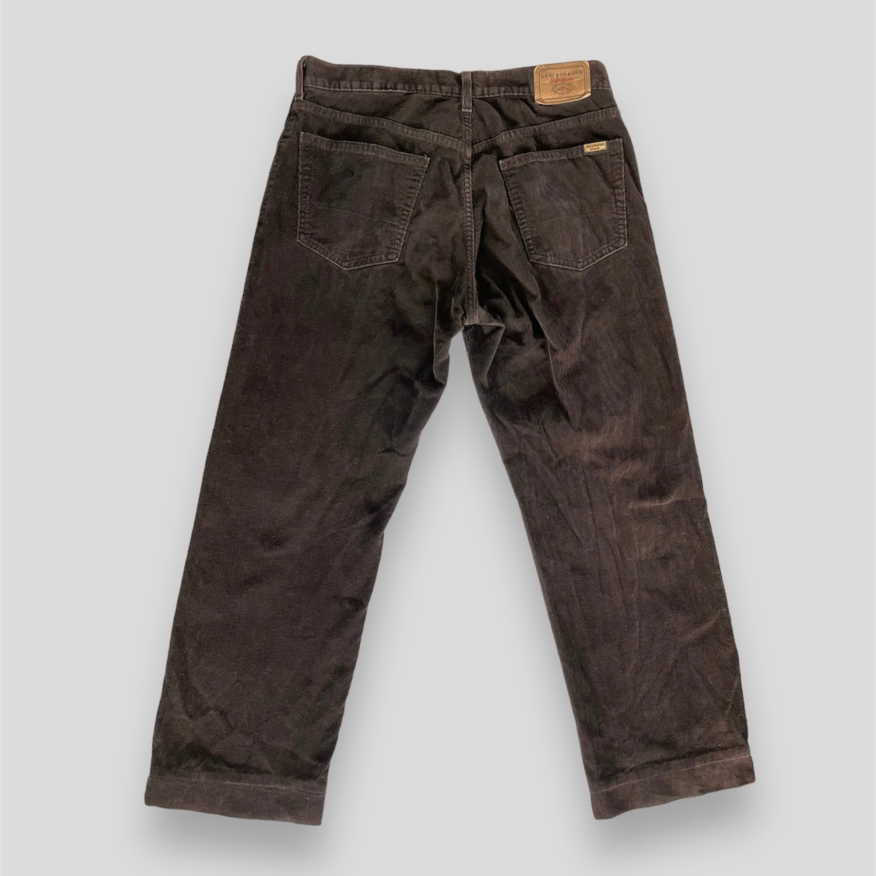 Levi Strauss Brown Corduroy Jeans - Large/W34 – Zoehify