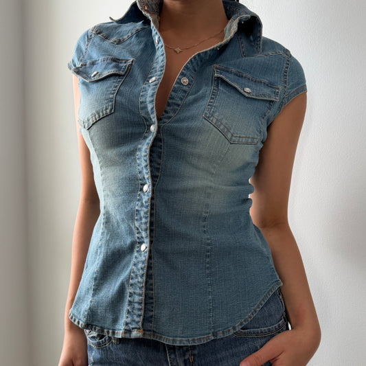 Blue Fitted Denim Button-Front Cap-Sleeve Shirt - X-Small