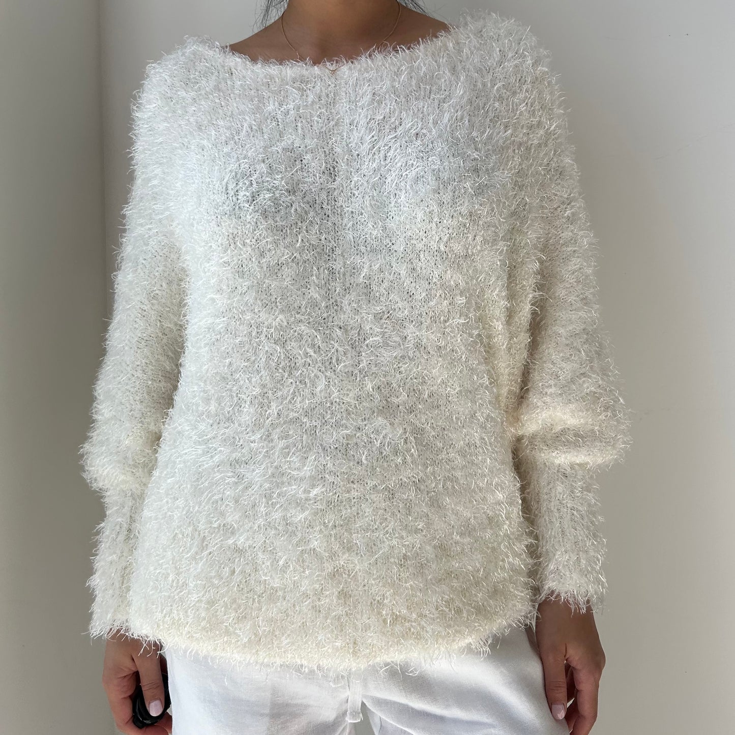 Duras Japan Cream Fuzzy Knit Jumper - Medium
