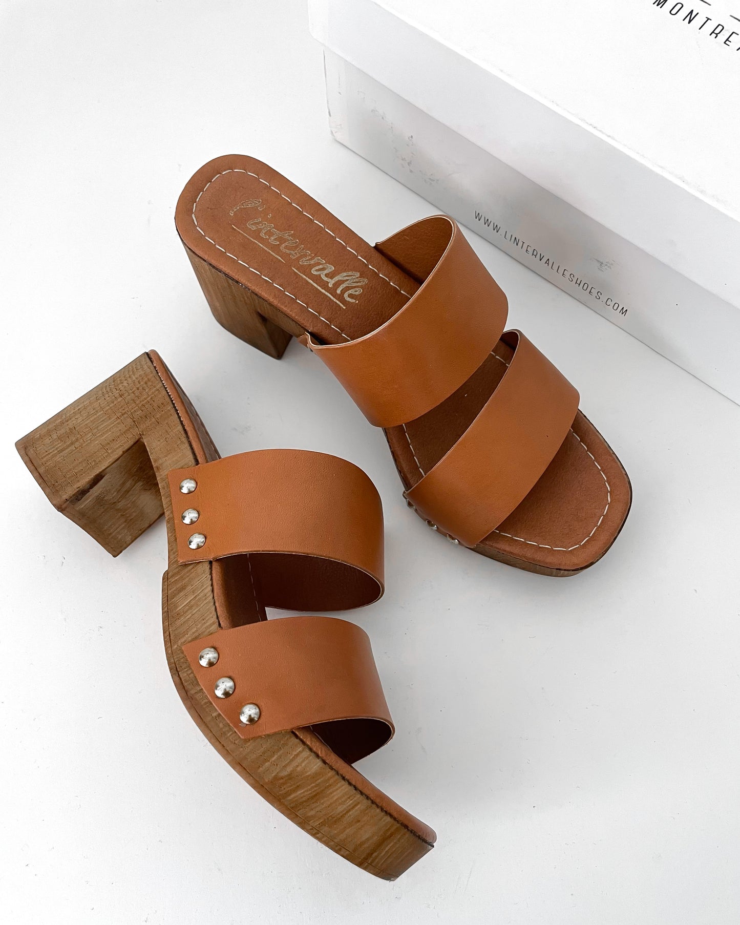 L’intervalle Tan Leather Wooden Clogs - EU 37