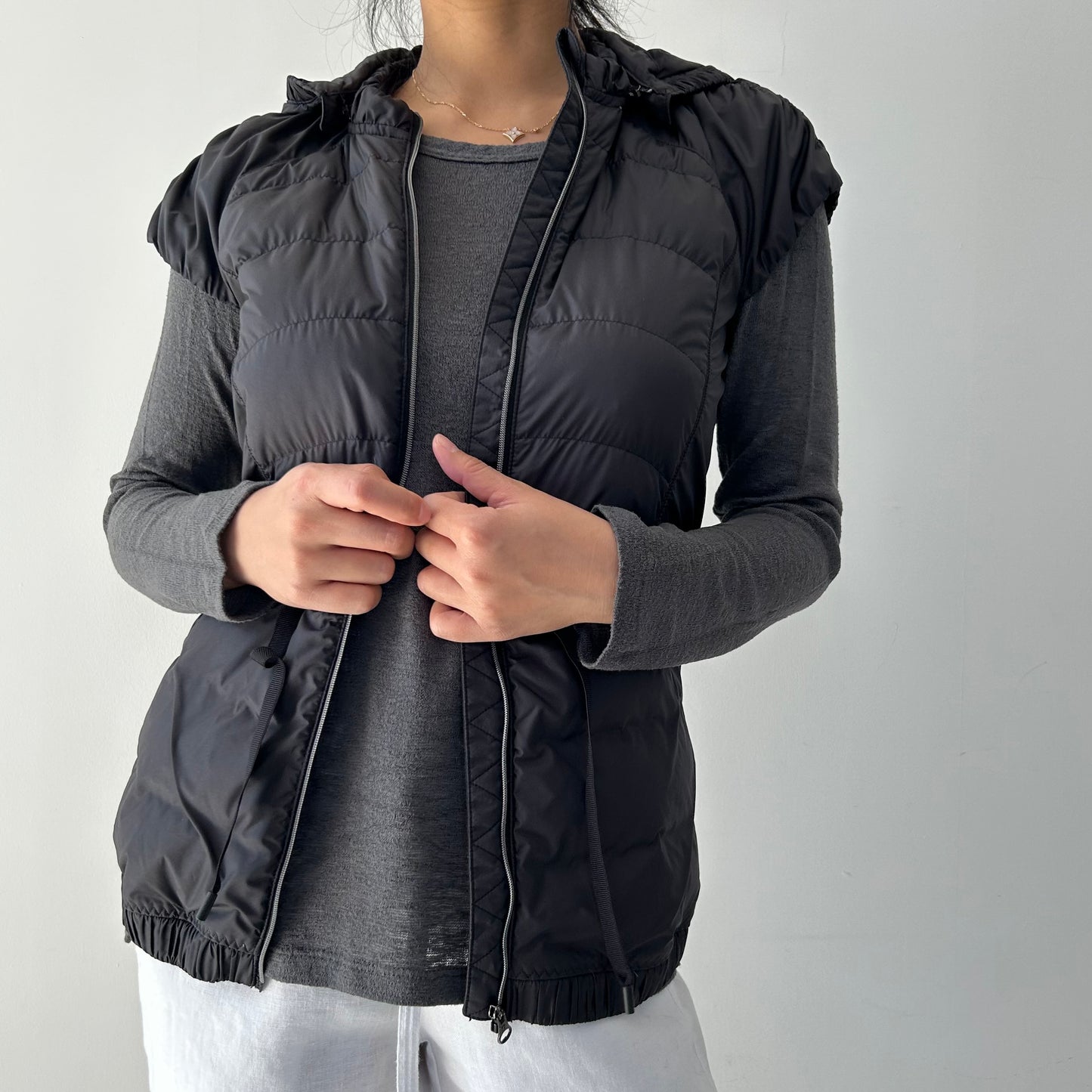 2014 Lululemon Black Short Sleeve 650 Down-Fill Jacket - X-Small