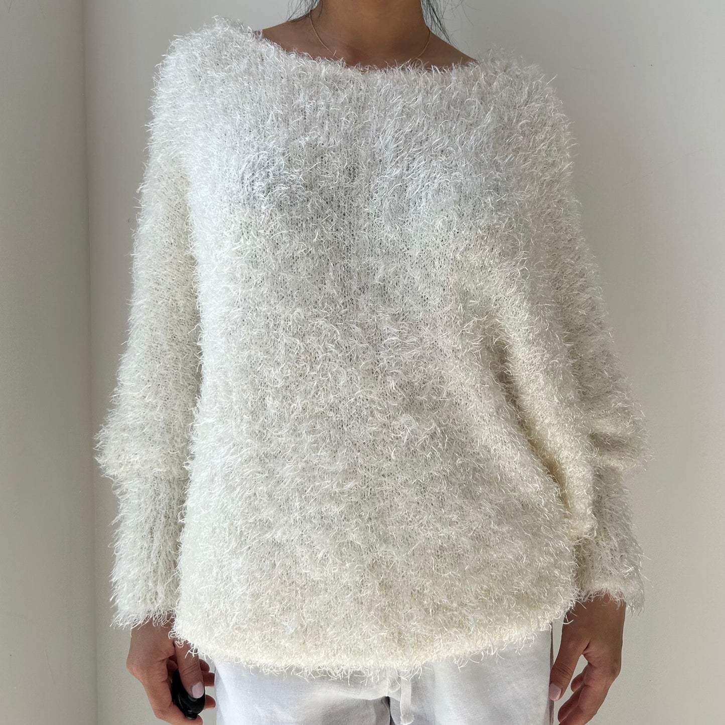 Duras Japan Cream Fuzzy Knit Jumper - Medium