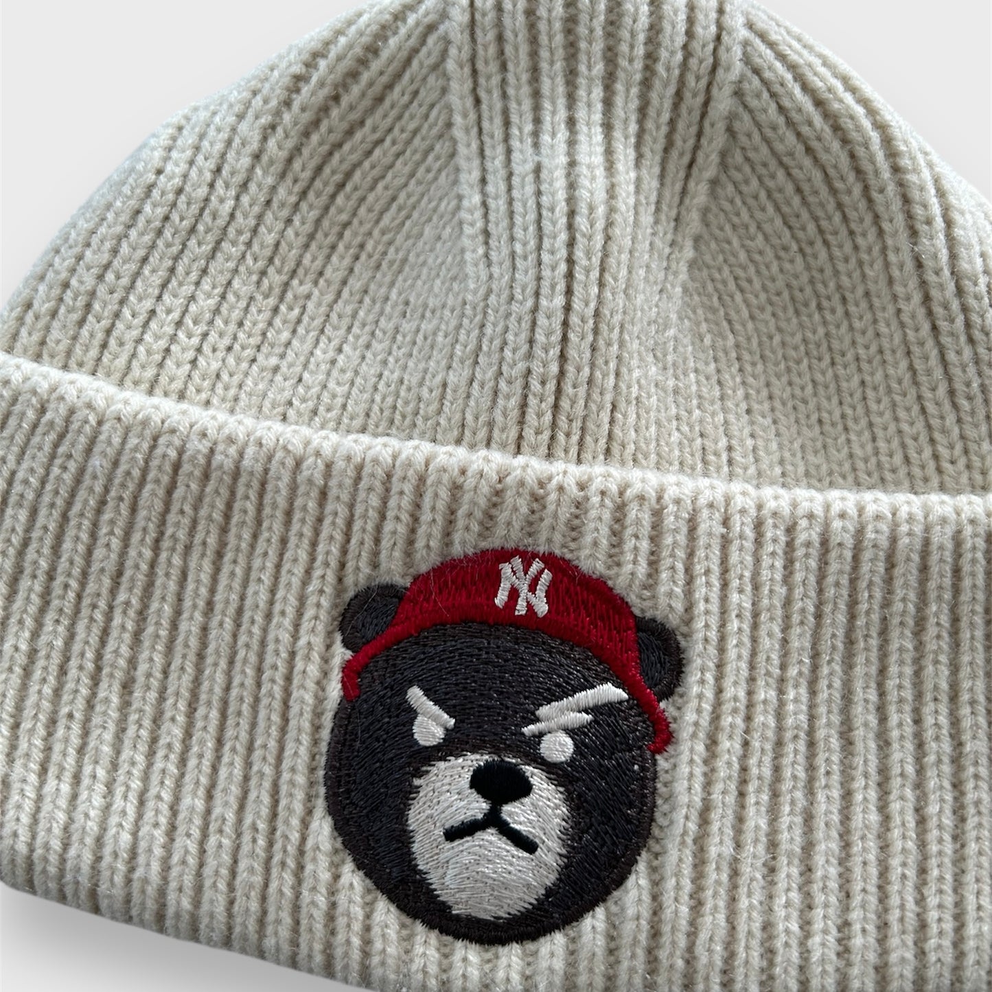 MLB Yankees Embroidered Bear Beanie