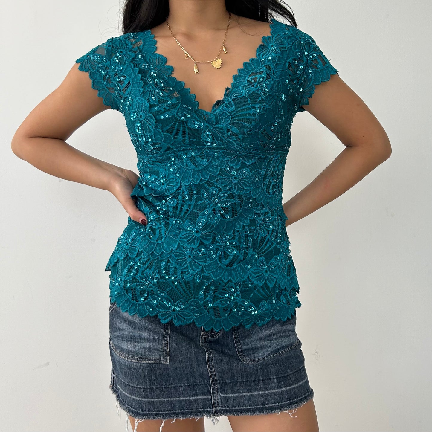 Le Château Teal Short Sleeve Lace Beaded Top - Small