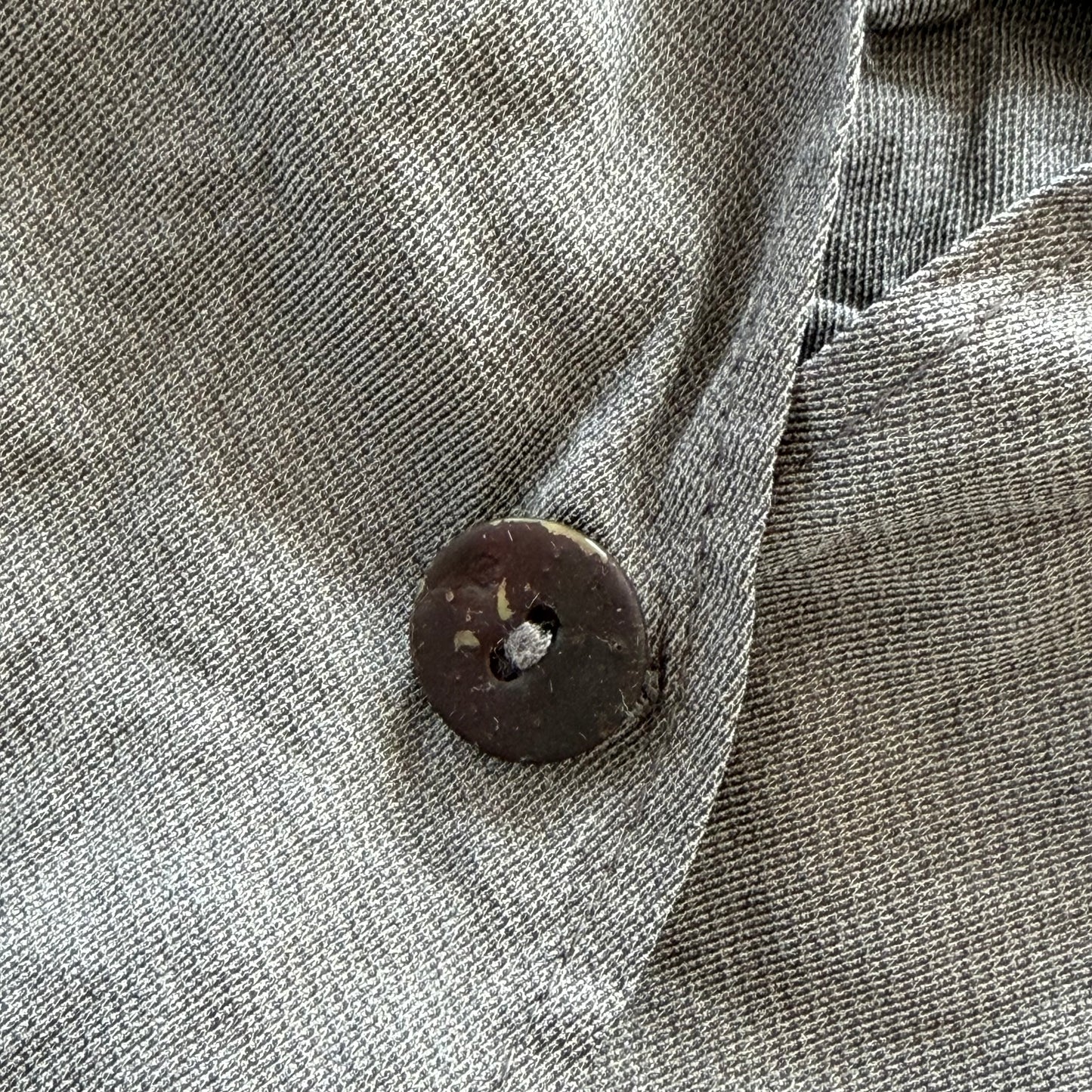 Sarah Pacini Charcoal Crinkled Short Sleeve Blouse - Medium