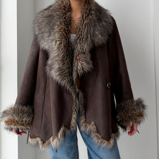 Novelti for Laura Petites Brown Faux Fur Trim Afghan Jacket - Medium