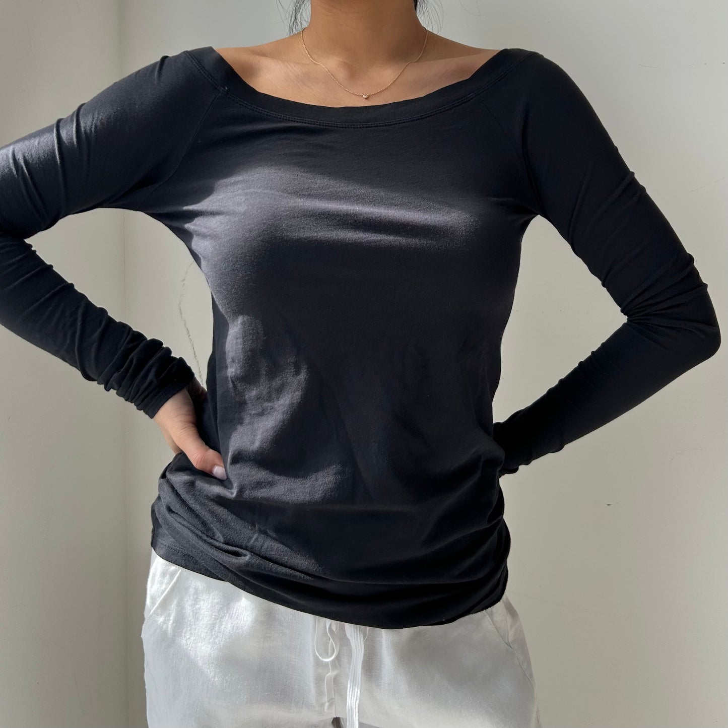 Vince Black Boat Neck Long Sleeve Top - Small