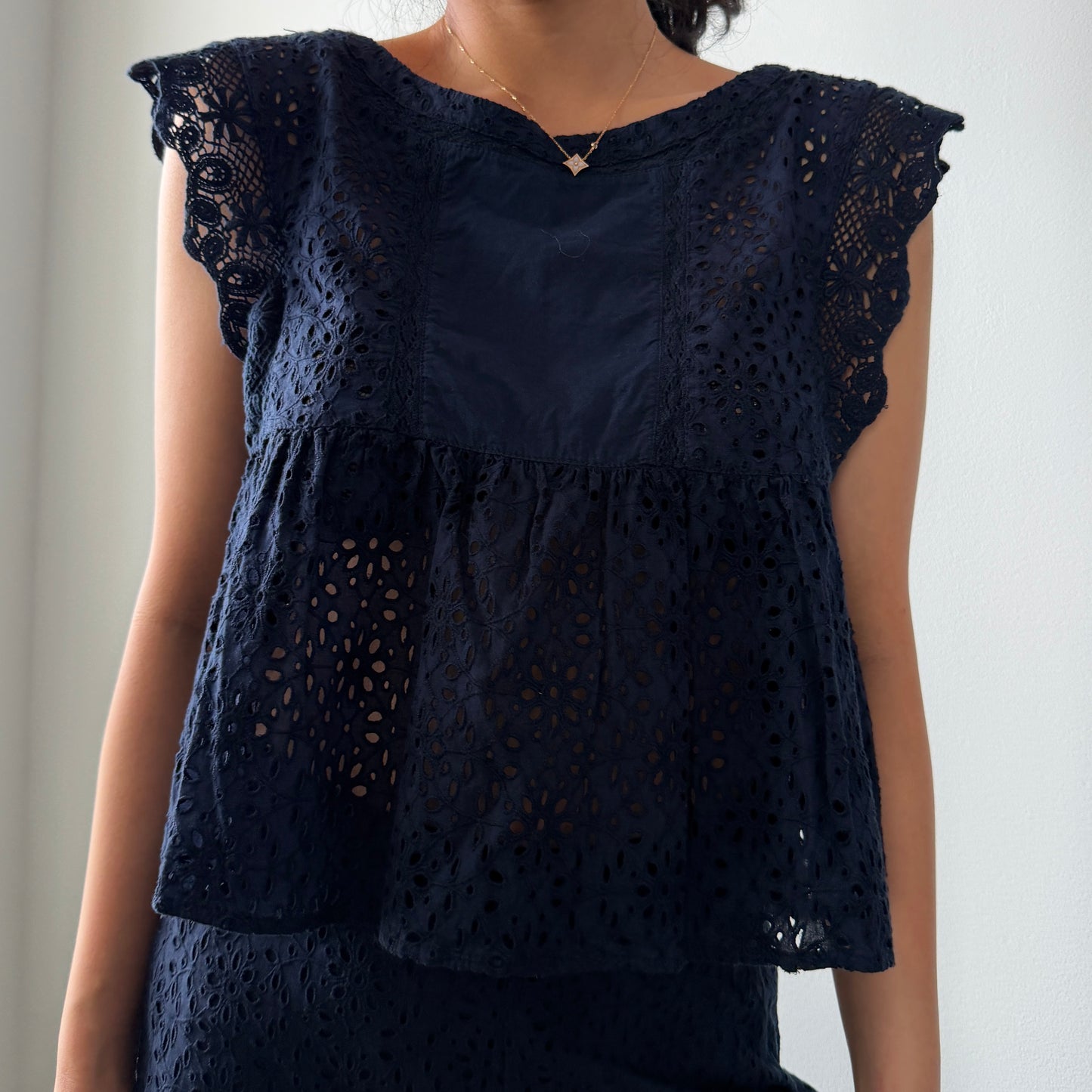 Zara Navy Eyelet Set - Medium