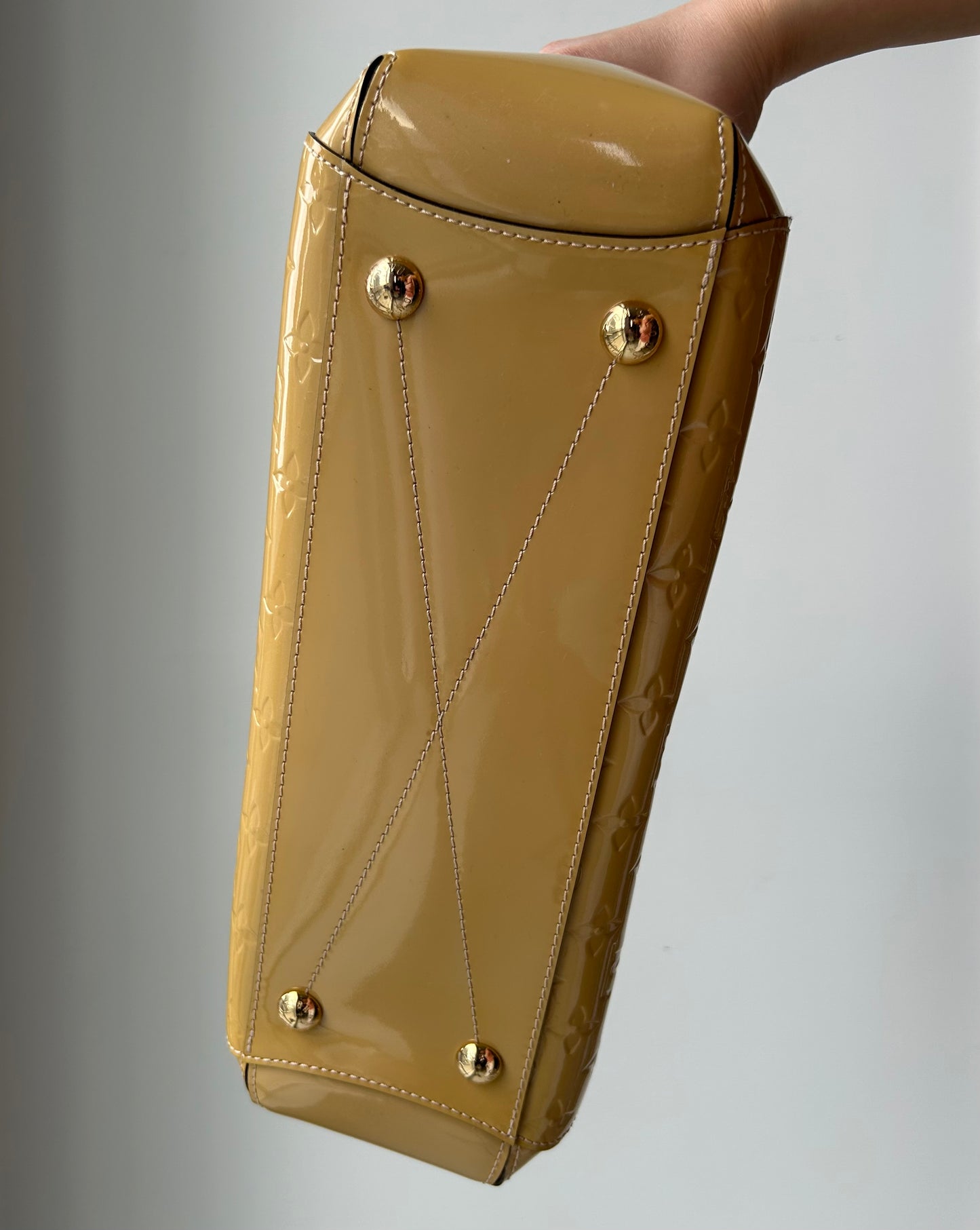 2014 Louis Vuitton Patent Yellow Monogram Vernis Montaigne MM