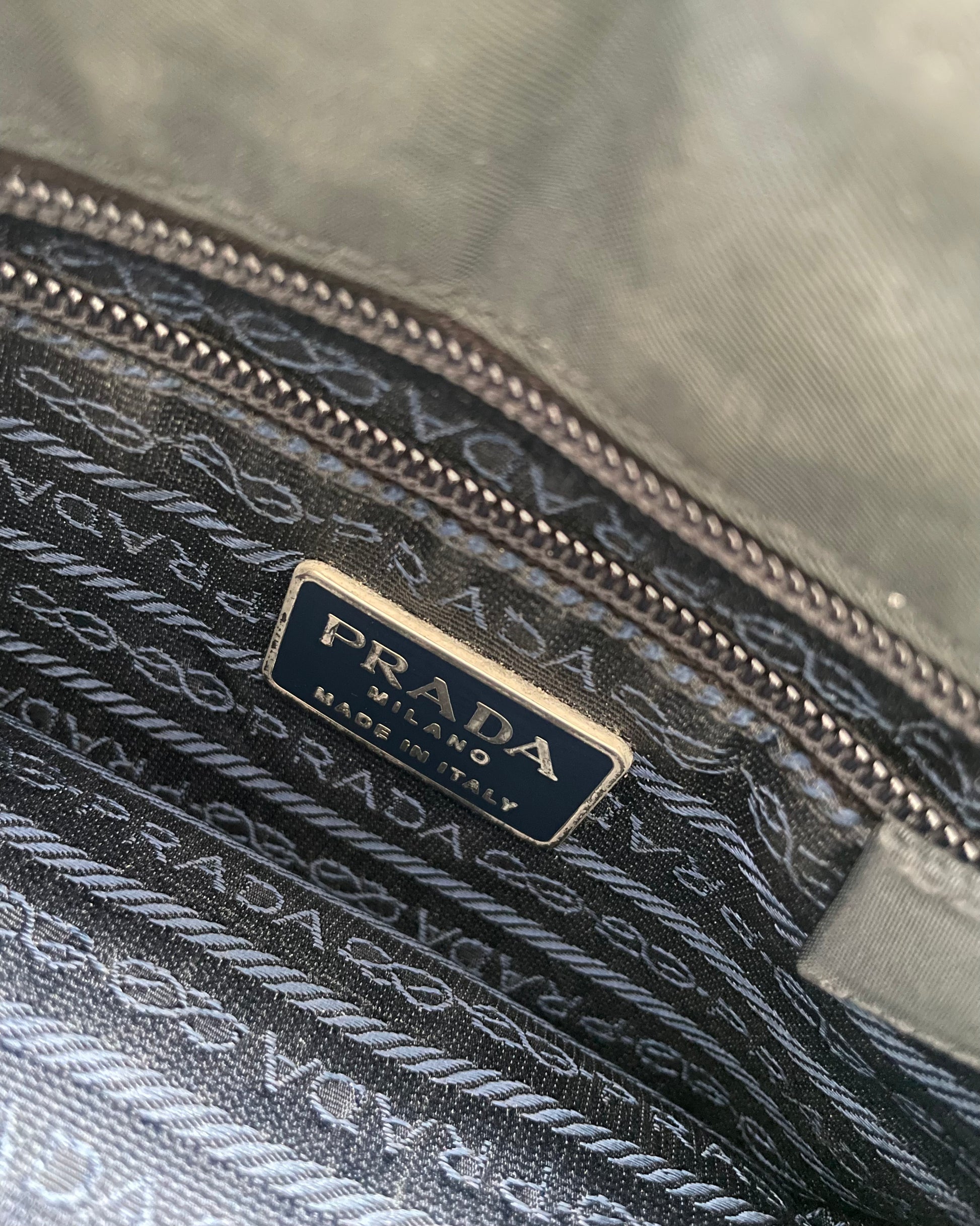 Vintage 90s Prada Black Tessuto Nylon Accordion Flap Messenger Bag Vintage 90s Prada Black Tessuto Nylon Accordion Flap Messenger Bag