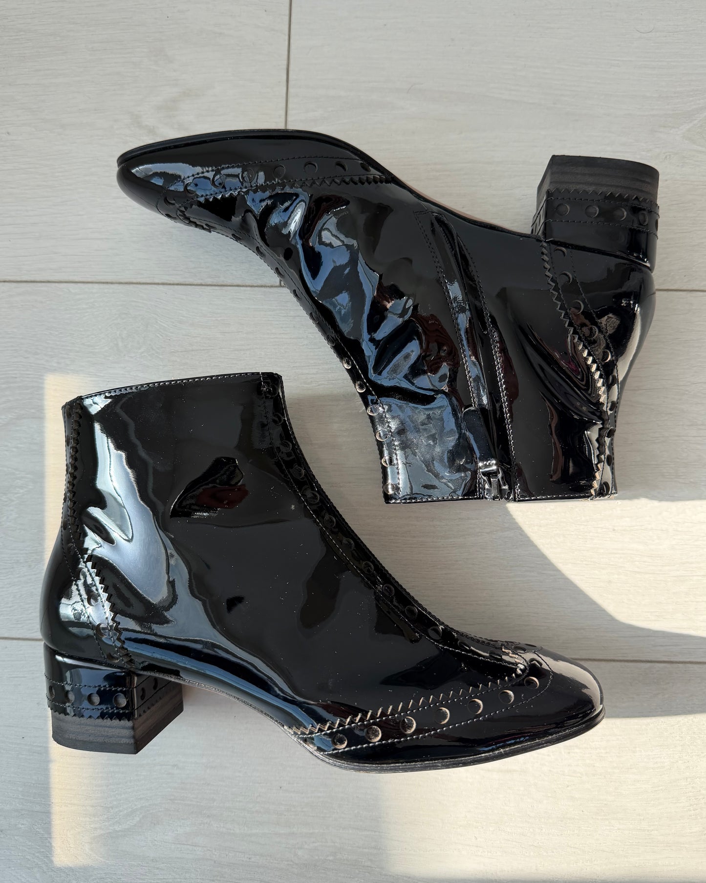 2017 Chloé Perry Black Patent Leather Ankle Boots - EU 39