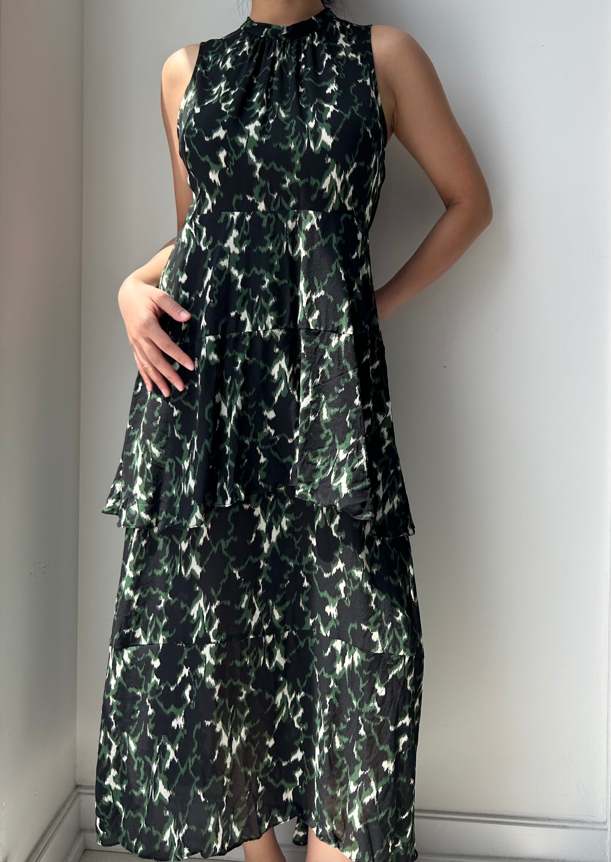 A.L.C. Green Abstract Print Sleeveless Silk Midi Dress - Medium Zoehify A.L.C. Green Abstract Print Sleeveless Silk Midi Dress - Medium Zoehify