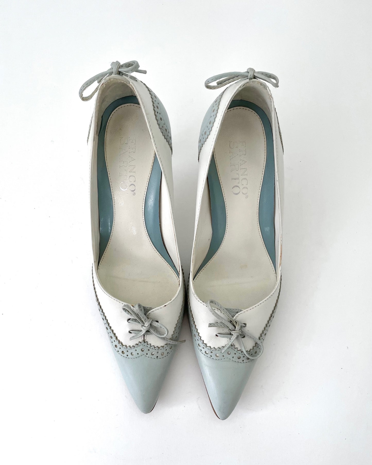 Vintage Franco Sarto Baby Blue and White Stiletto Heel Pump with Broguing - US 6M