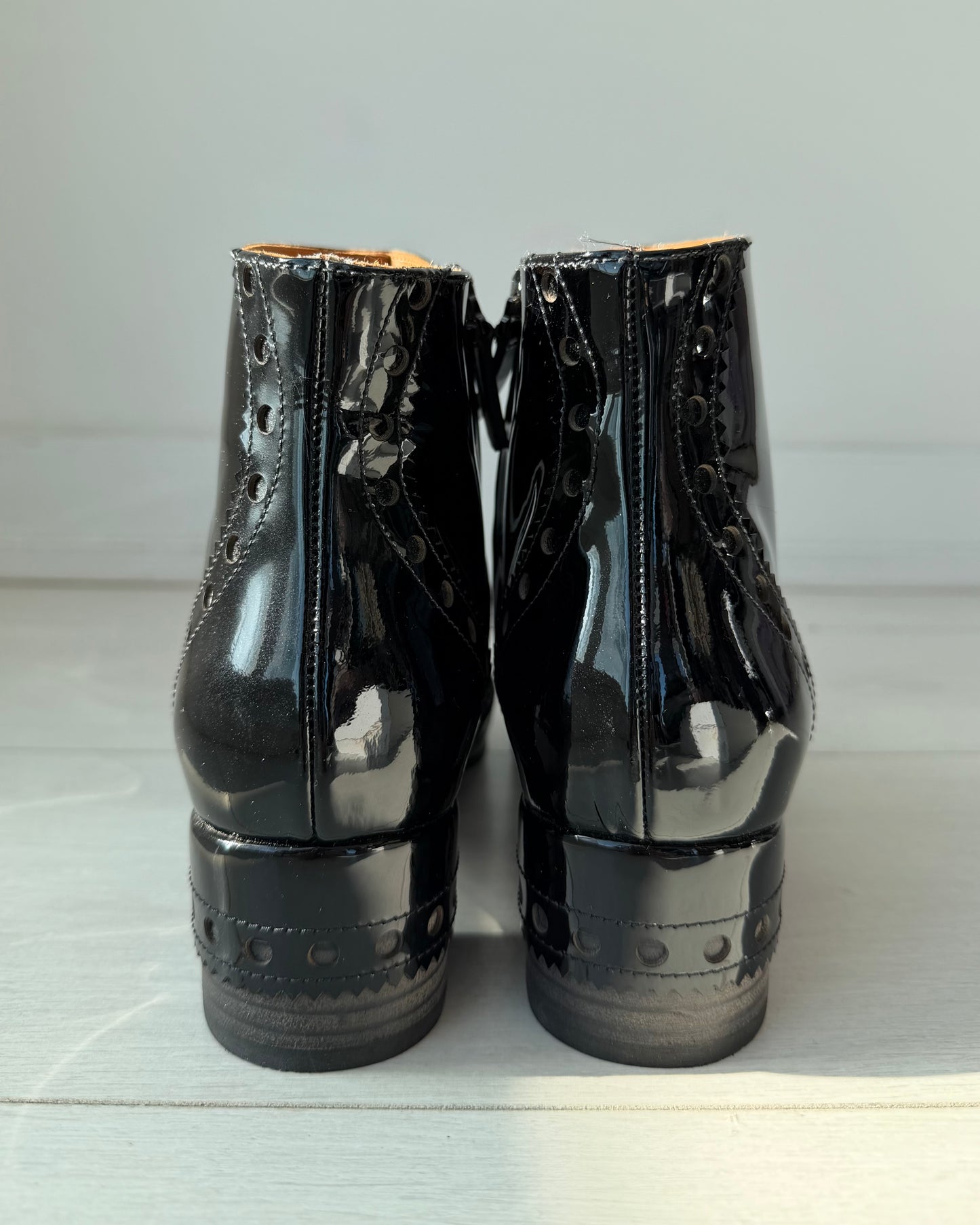2017 Chloé Perry Black Patent Leather Ankle Boots - EU 39