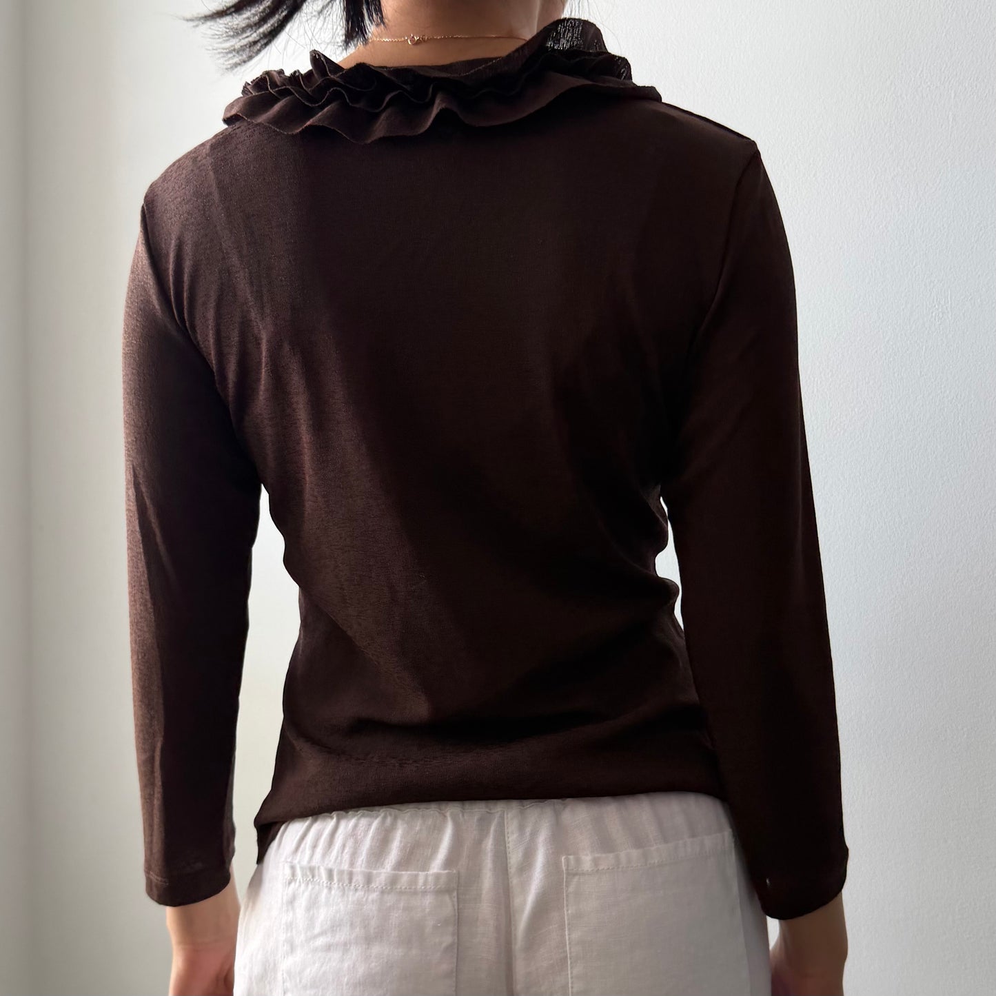 Laura Petites Brown V-Neck Ruffle Long Sleeve Blouse - Small