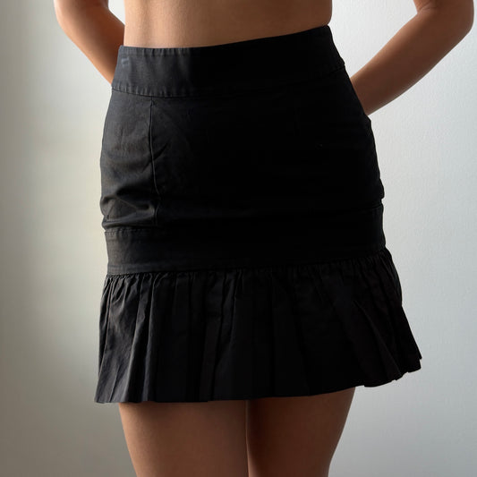 French Connection Black Iridescent Ruffle-Hem Mini Skirt - X-Small