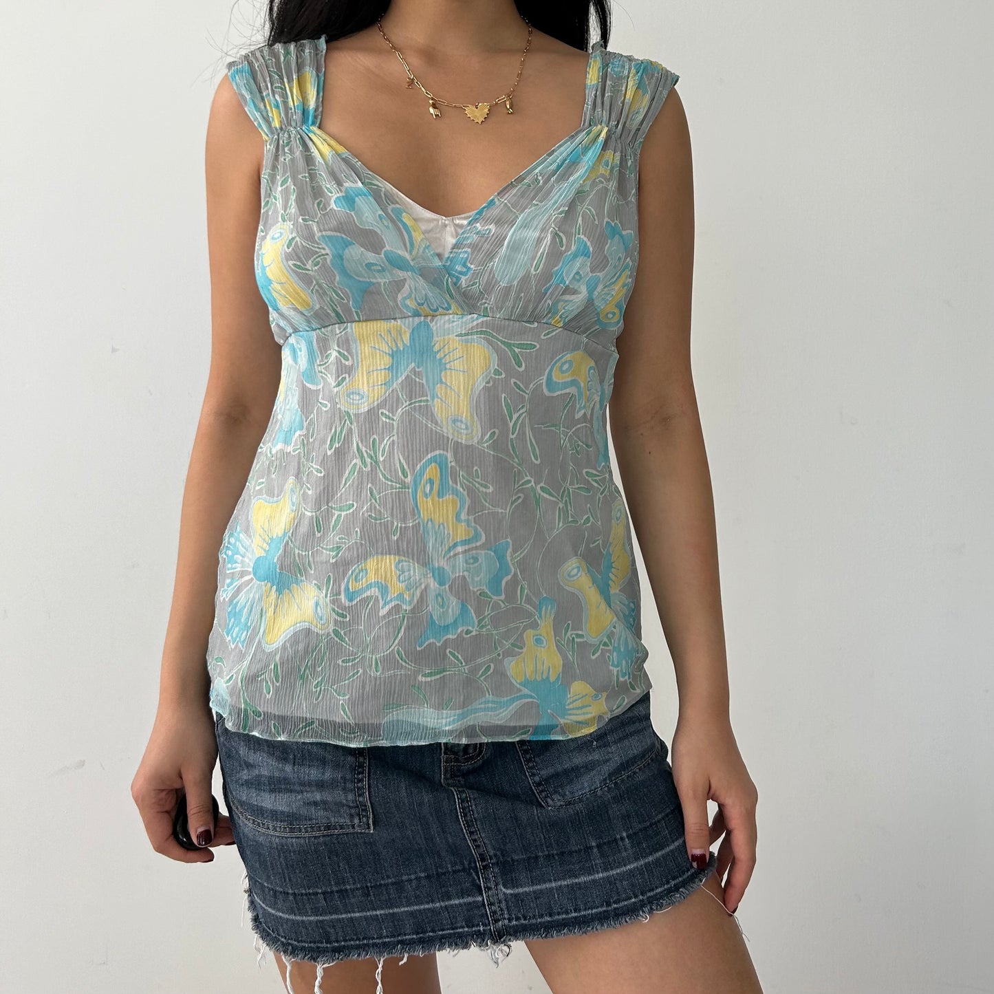 Tahari Grey Silk Butterfly Print V-Neck Blouse - Medium