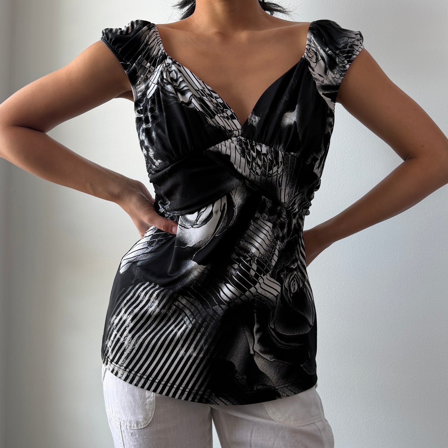 90s Made in Canada Melanie Lyne Black and White Abstract Print Blouse - Medium