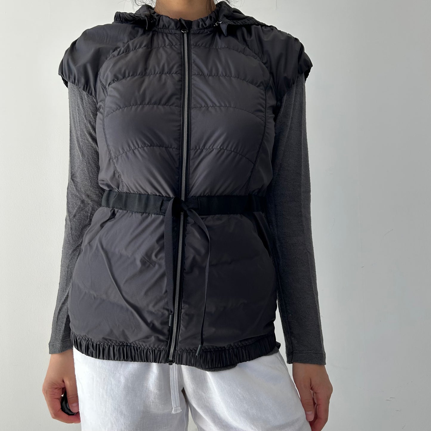 2014 Lululemon Black Short Sleeve 650 Down-Fill Jacket - X-Small