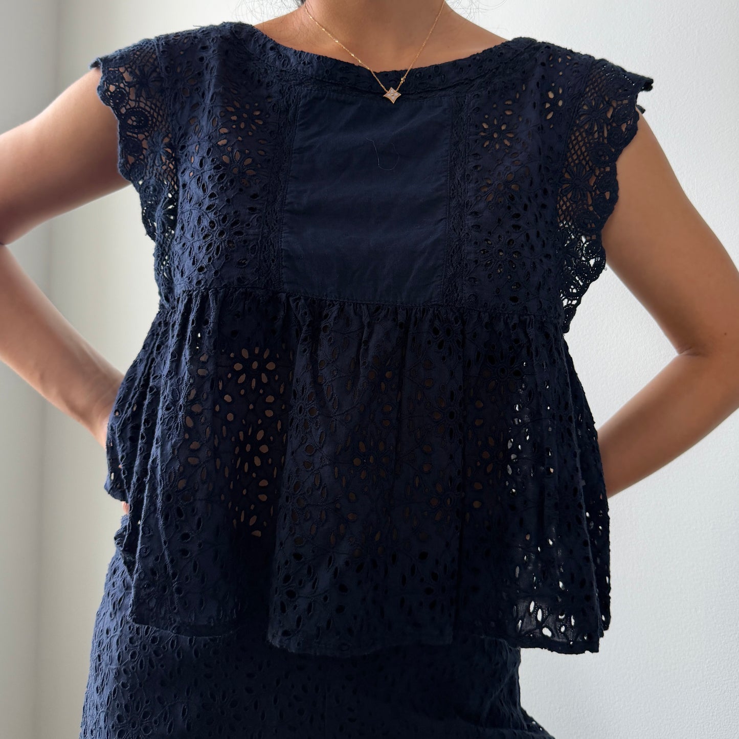 Zara Navy Eyelet Set - Medium