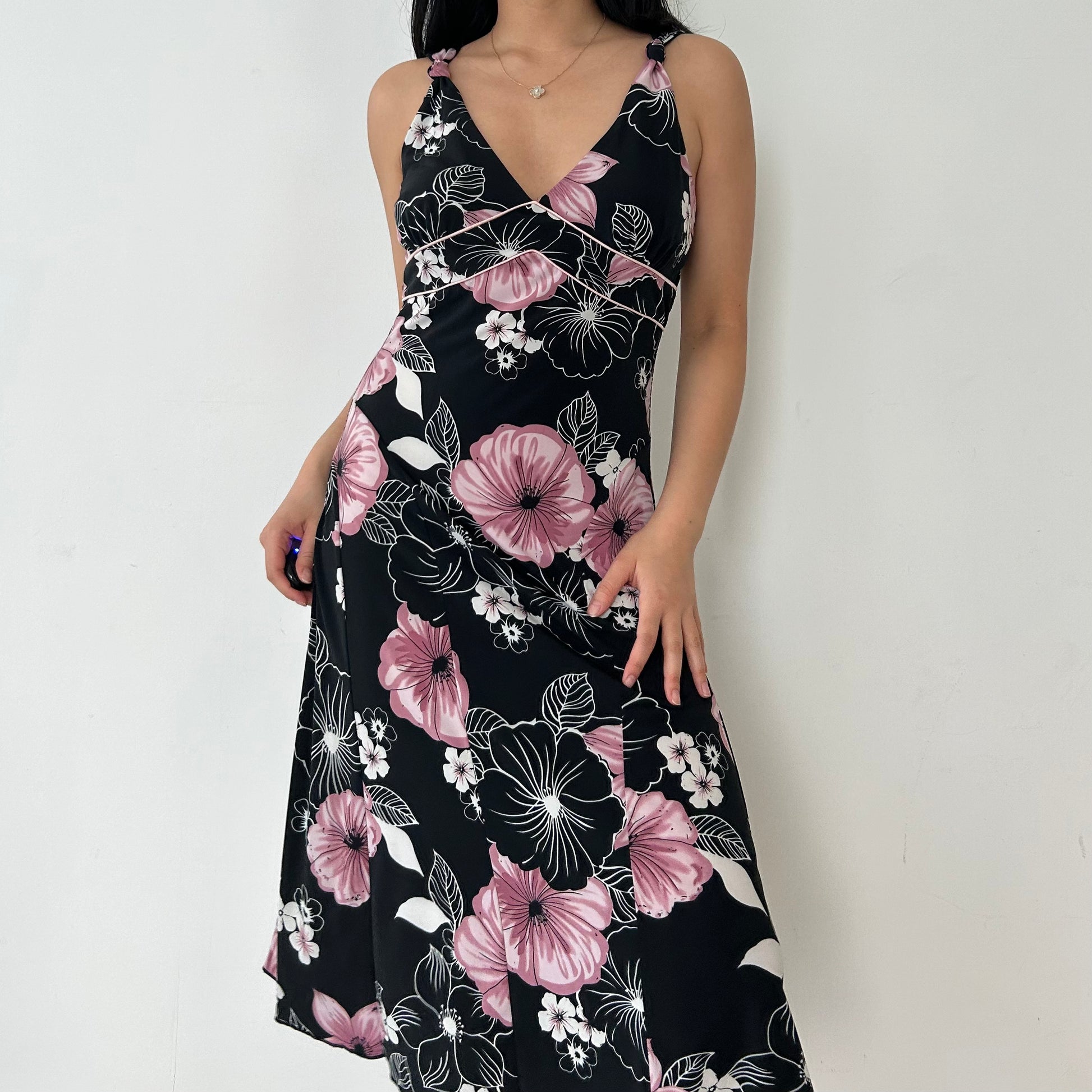Vintage Le Chateau Black and Pink Floral V Neck Sleeveless Midi
