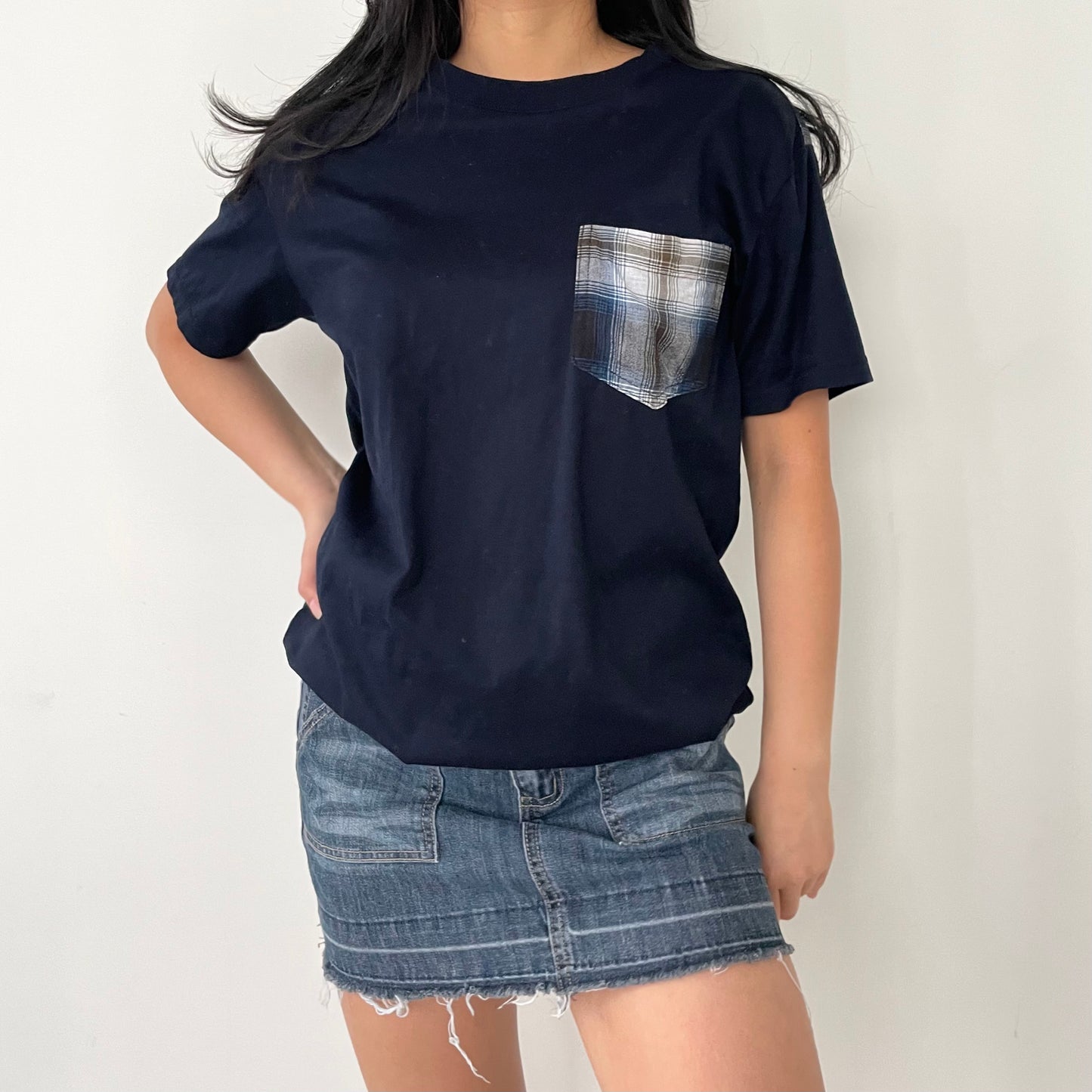 Cabane de Zucca Navy Plaid Pocket Tee - Medium