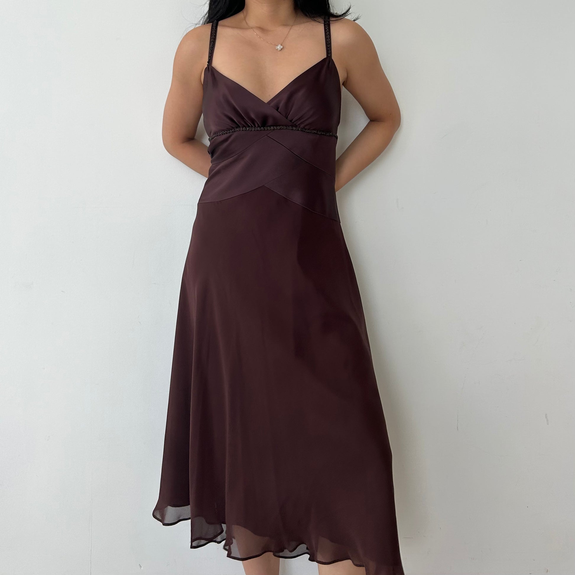 Jones New York Brown Silk V-Neck Midi Formal Dress - Medium Zoehify Jones New York Brown Silk V-Neck Midi Formal Dress - Medium Zoehify
