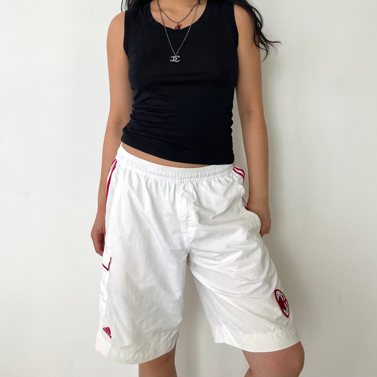 Long hot sale basketball shorts