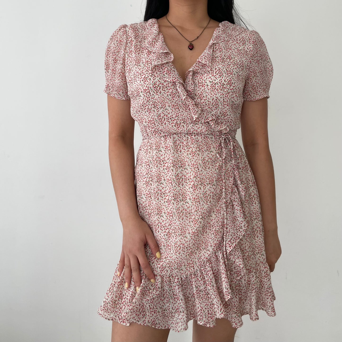 Sweet Pot Cream and Red Floral V Neck Short Sleeve Wrap Dress - Small