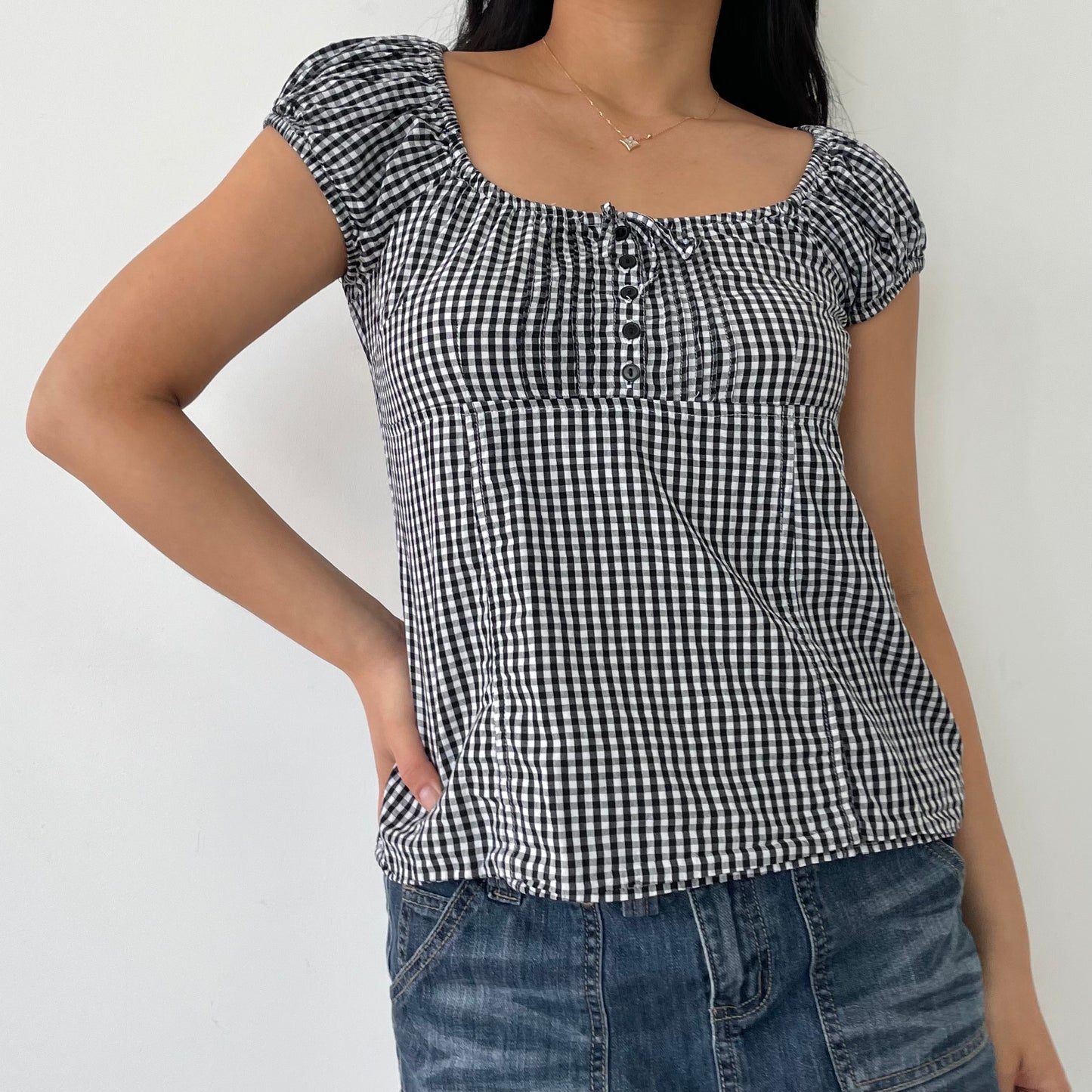 H&M Black and White Gingham Short Sleeve Milkmaid Blouse - X-Small/Small