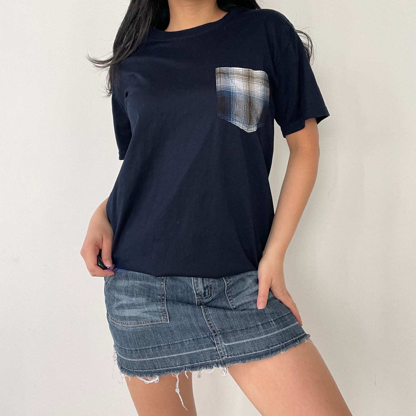 Cabane de Zucca Navy Plaid Pocket Tee - Medium