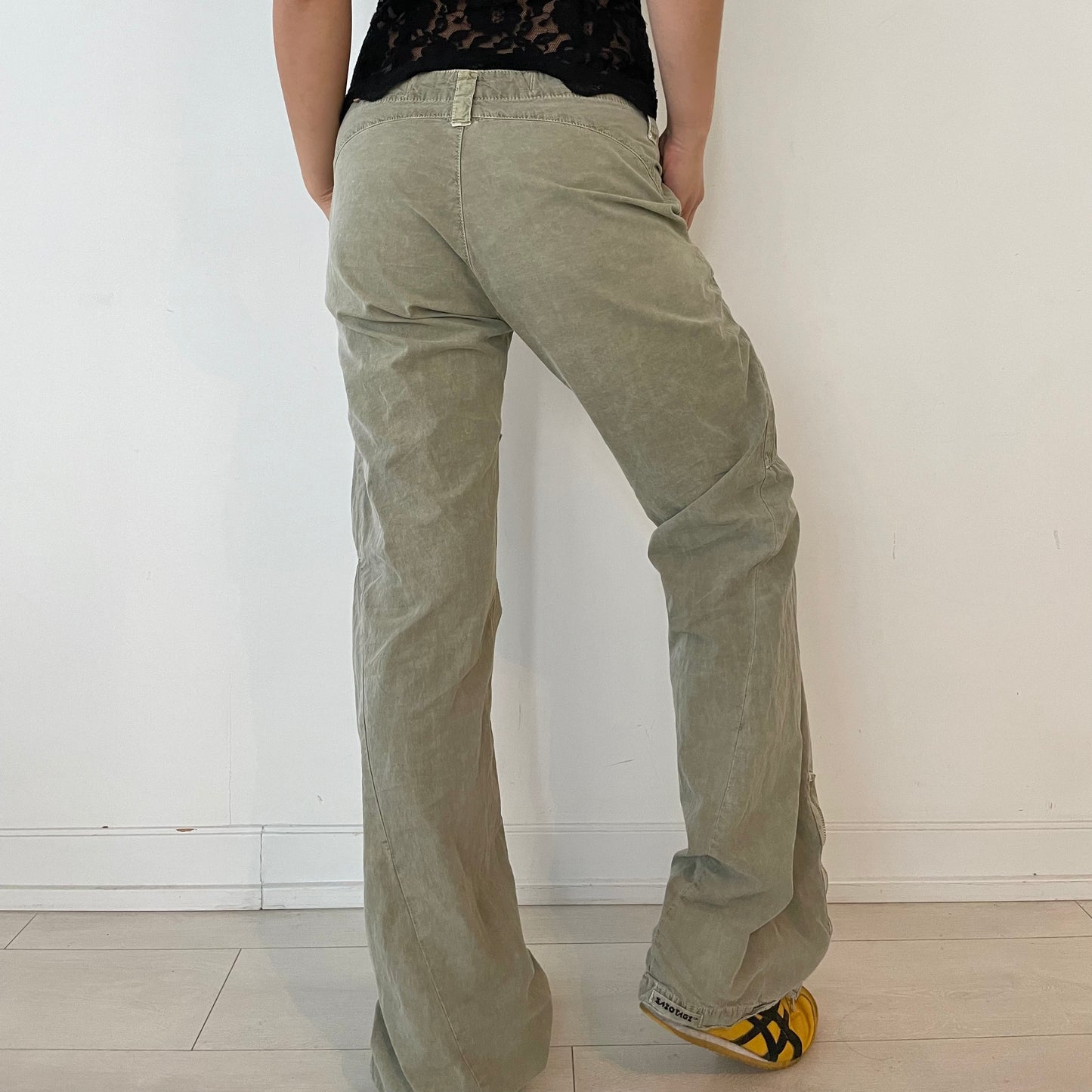 SUPER RARE 1990s Sabotage Khaki Green Low Waist Loose Fit Cargo Pants - Medium