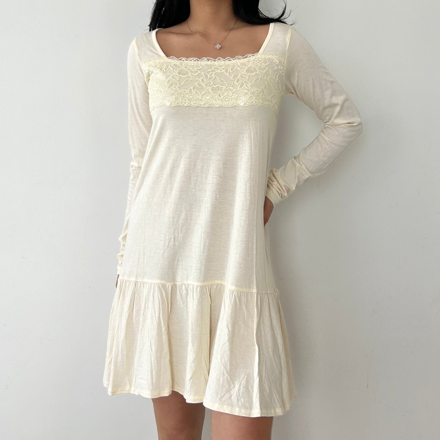 OLIVE des OLIVE Cream Lace Trim Square Neck Long Sleeve Dress - Small