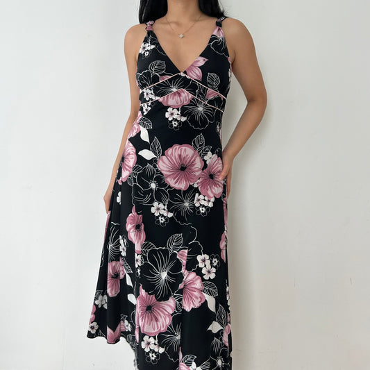 Vintage Le Chateau Black and Pink Floral V-Neck Sleeveless Midi Sundress - Medium