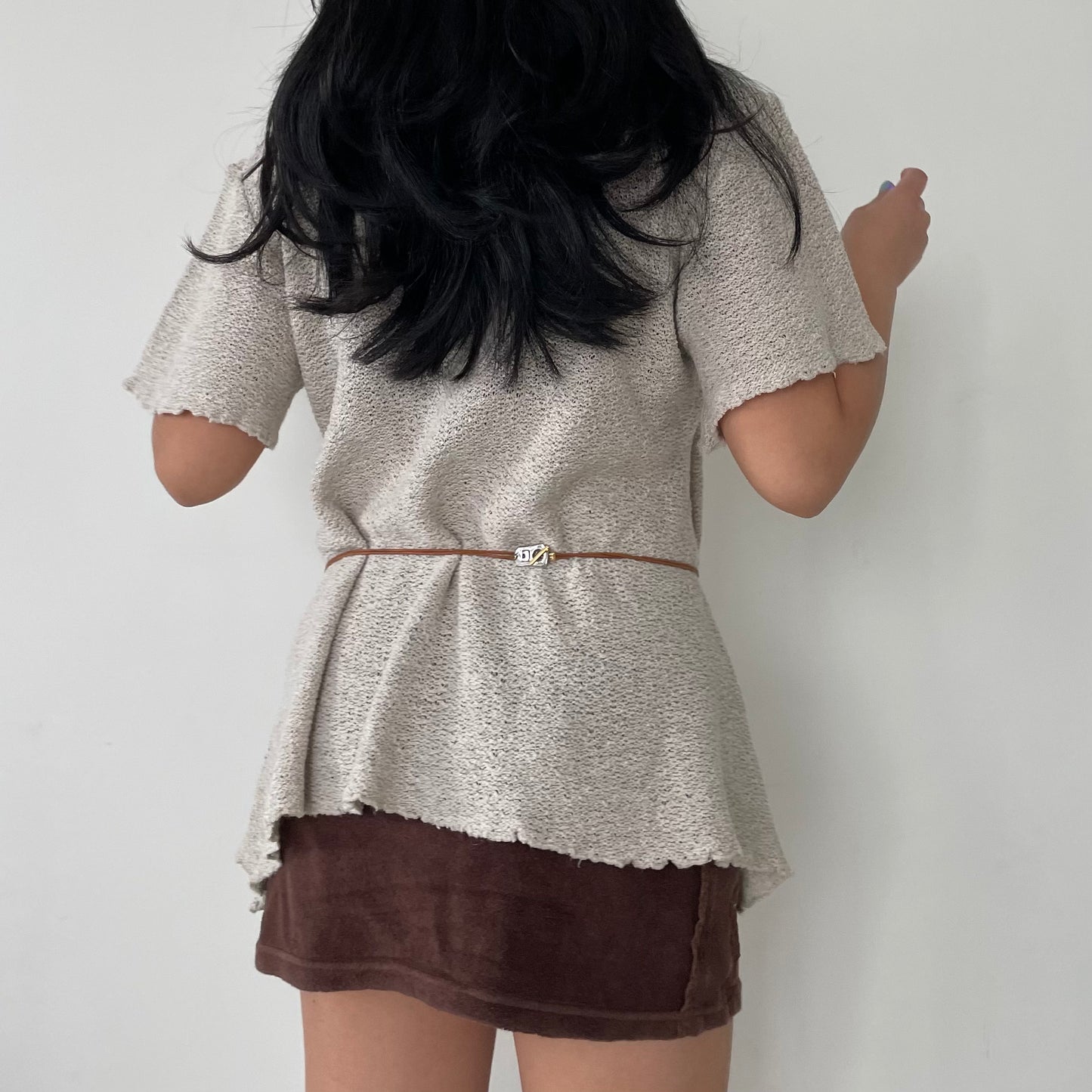 Beige Short Sleeve Flowy Knit Top - Large