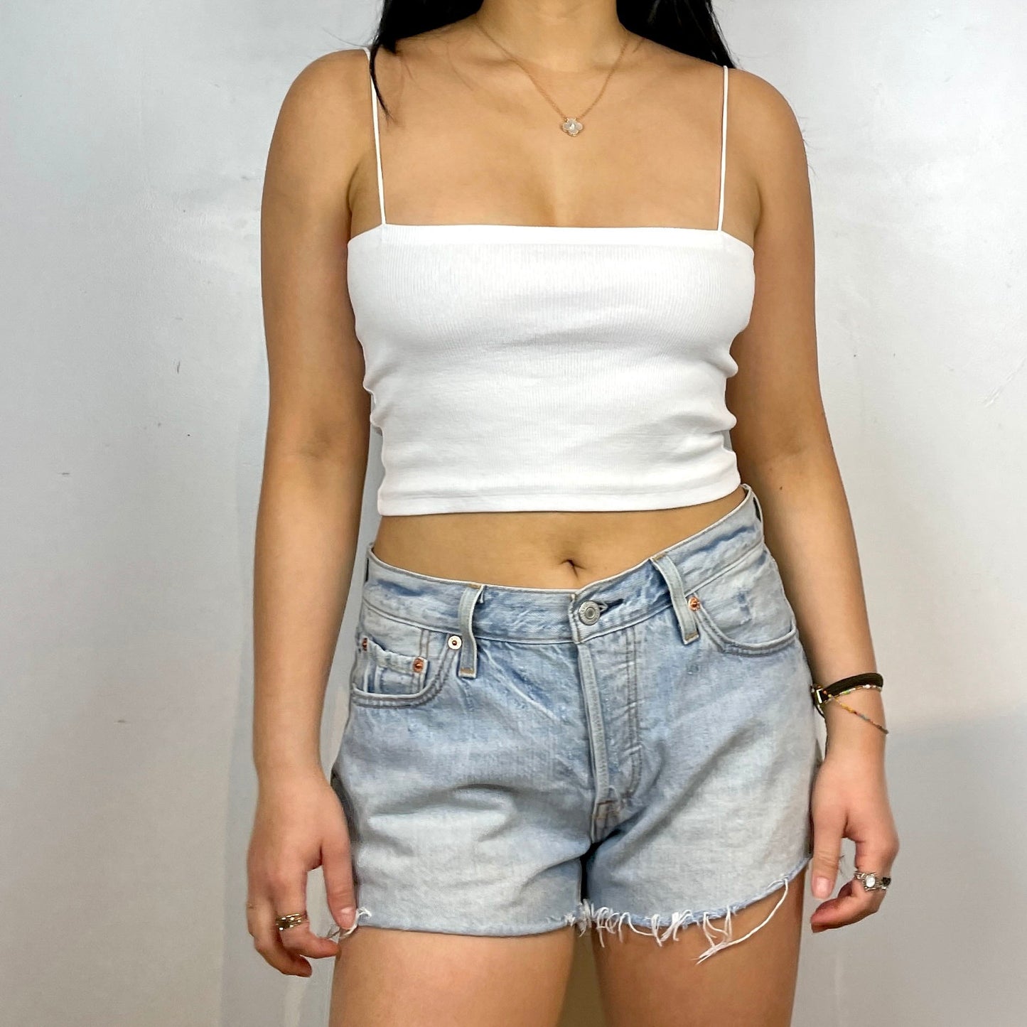 Levi's Cut Off Shorts - Zoehify 