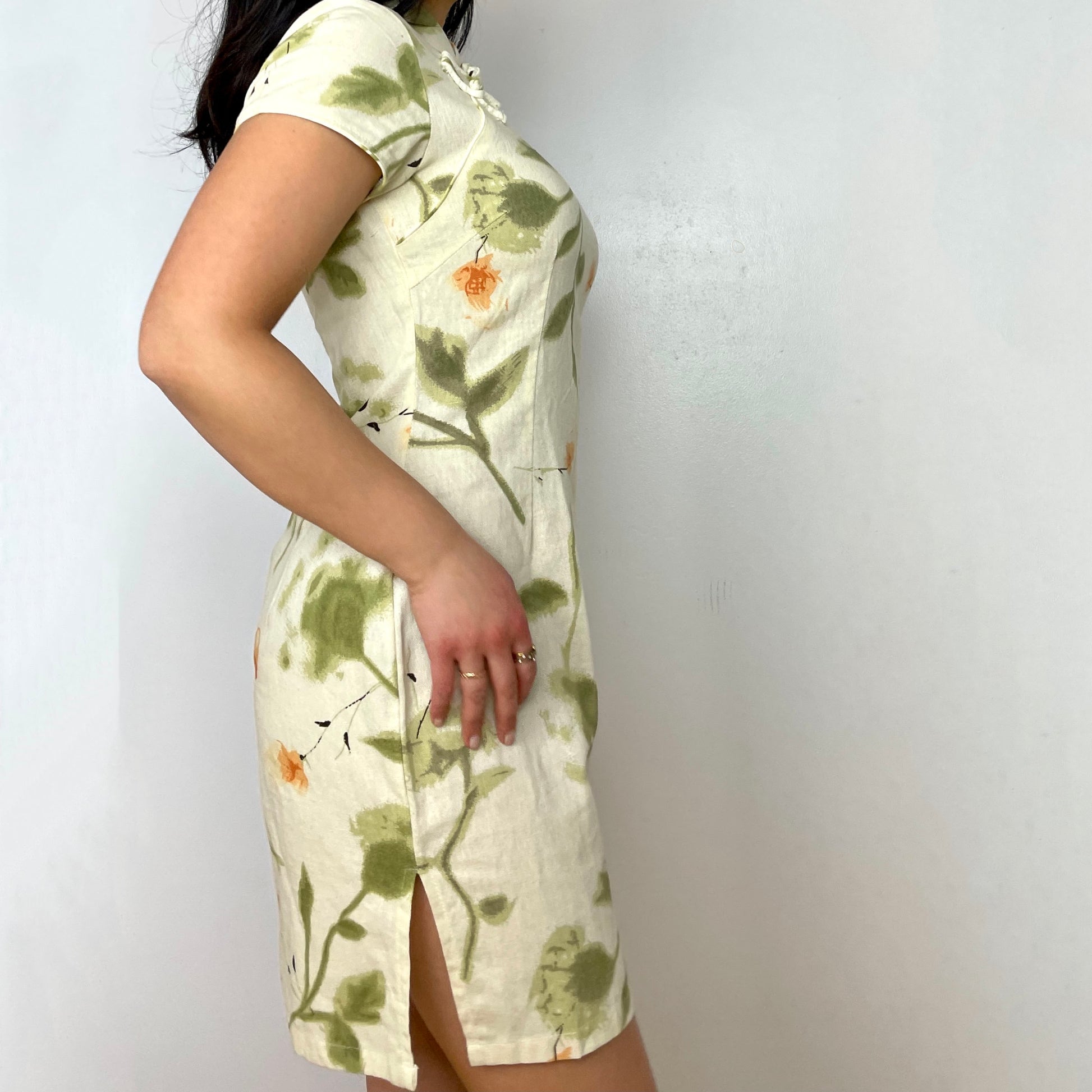 Cream Coloured Mini Qipao Dress - Zoehify 