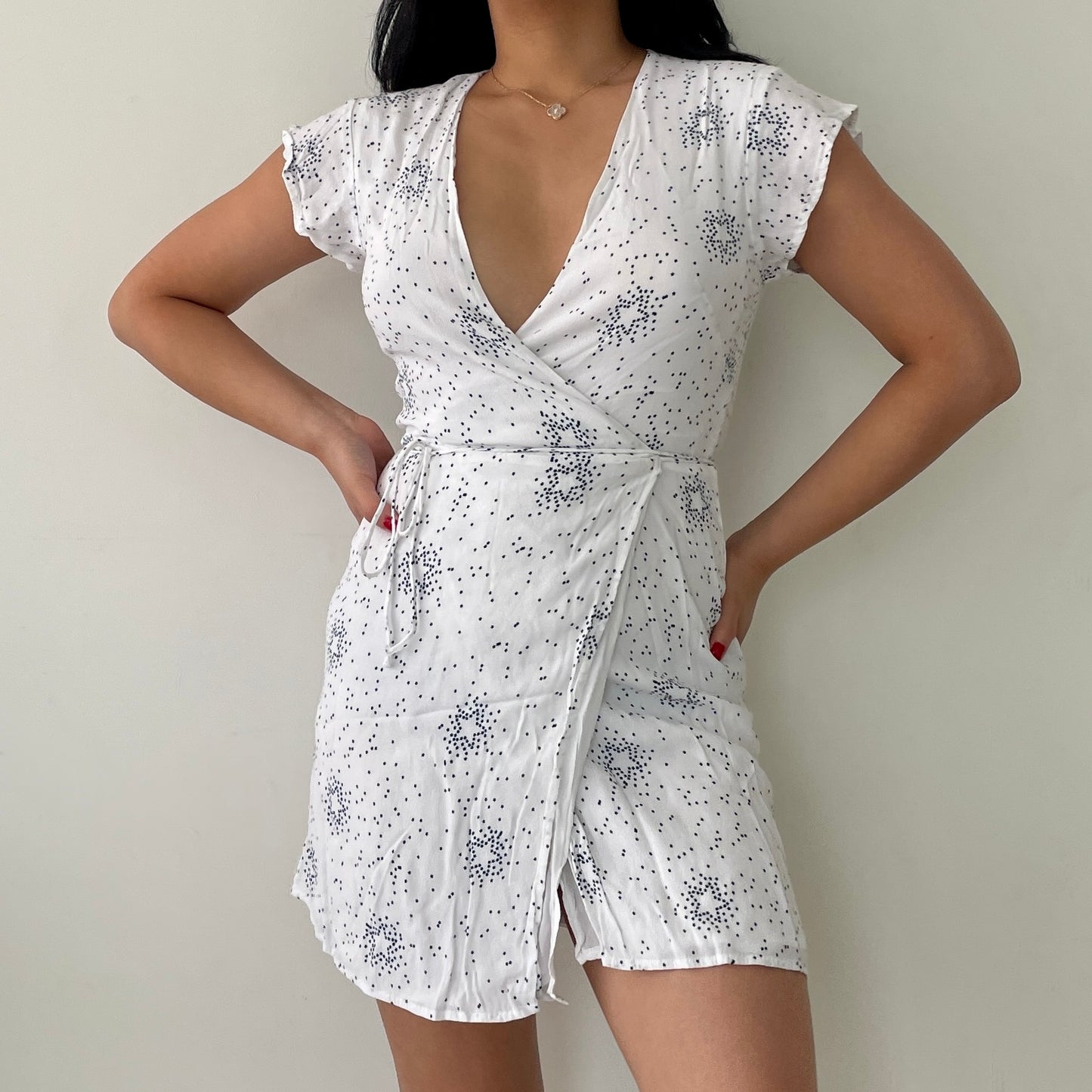 Rails White V-Neck Short Sleeve Wrap Dress W/ Navy Stars