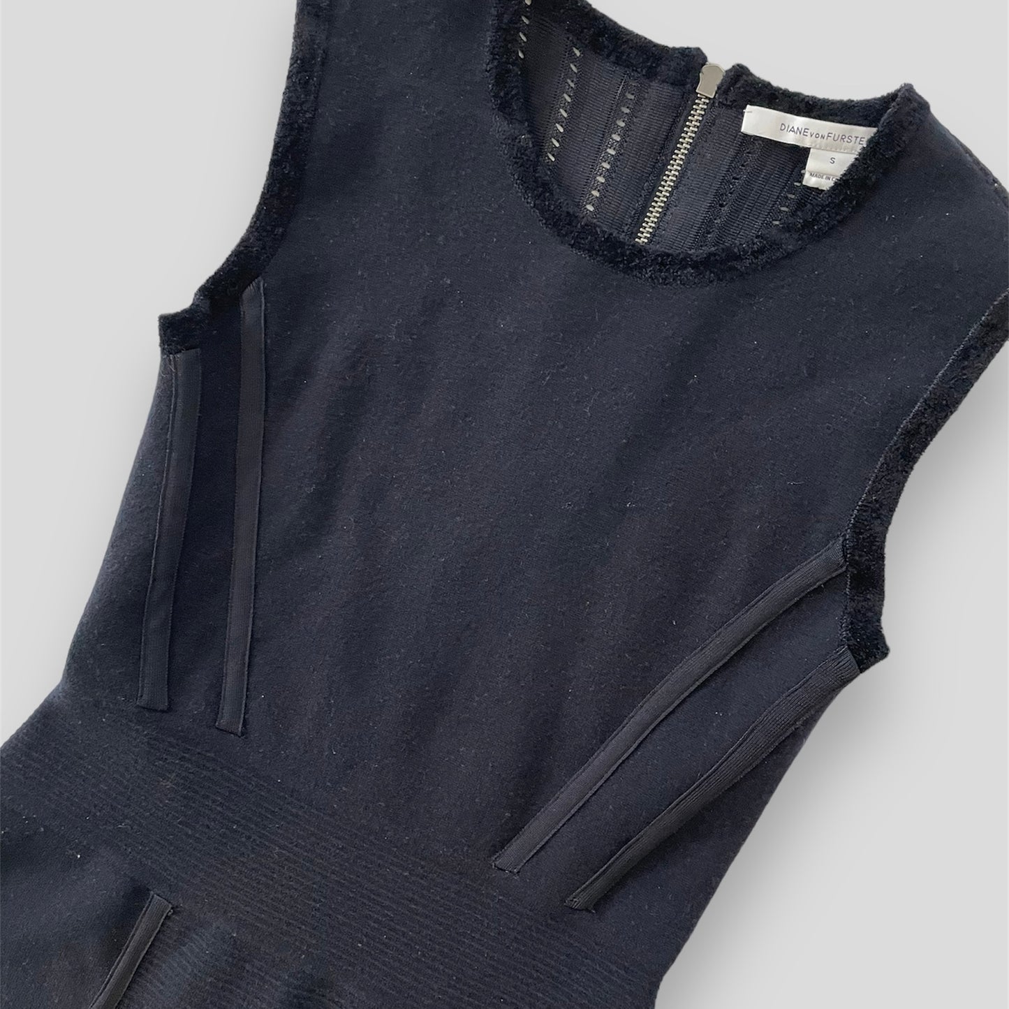 Diane Von Furstenberg Navy Knit Sleeveless Dress - Small